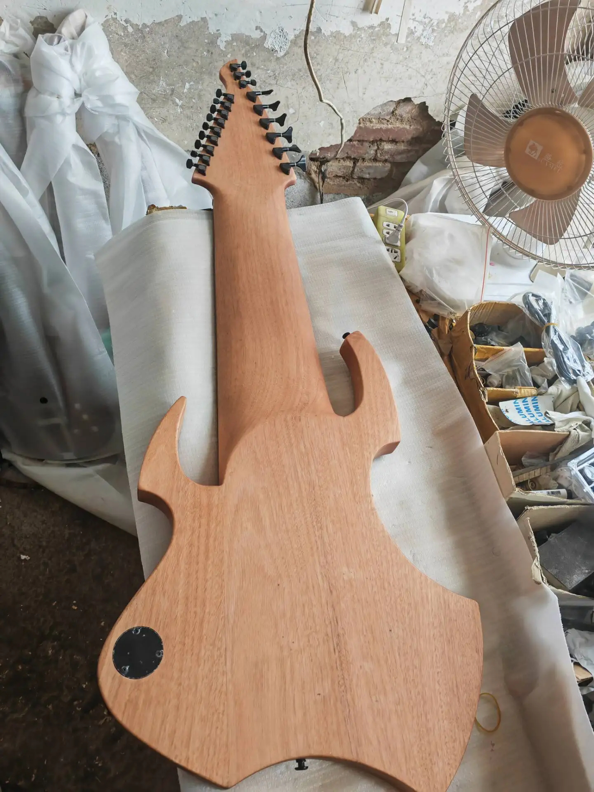 Electric Bass 18 String Handmade Neck Thru Body Mahogany Bass