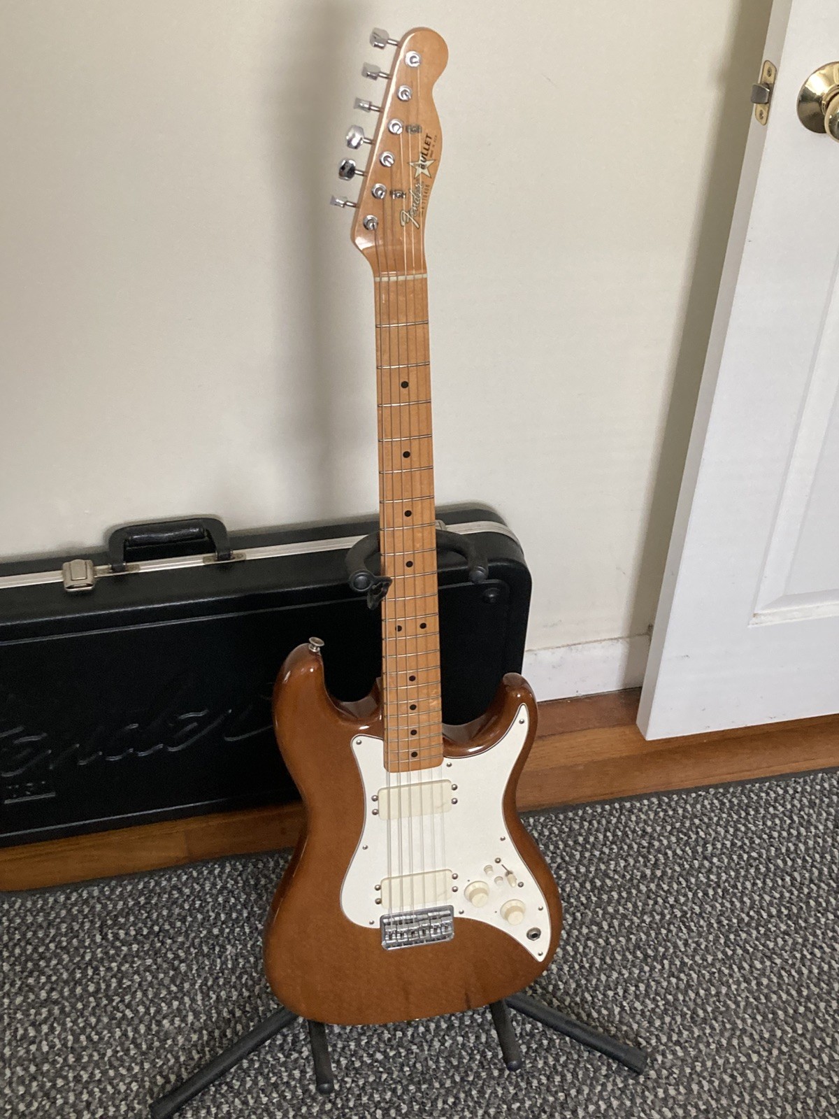 1981 Fender H2 Bullet USA electric guitar Near Perfect! w/ Hard Case