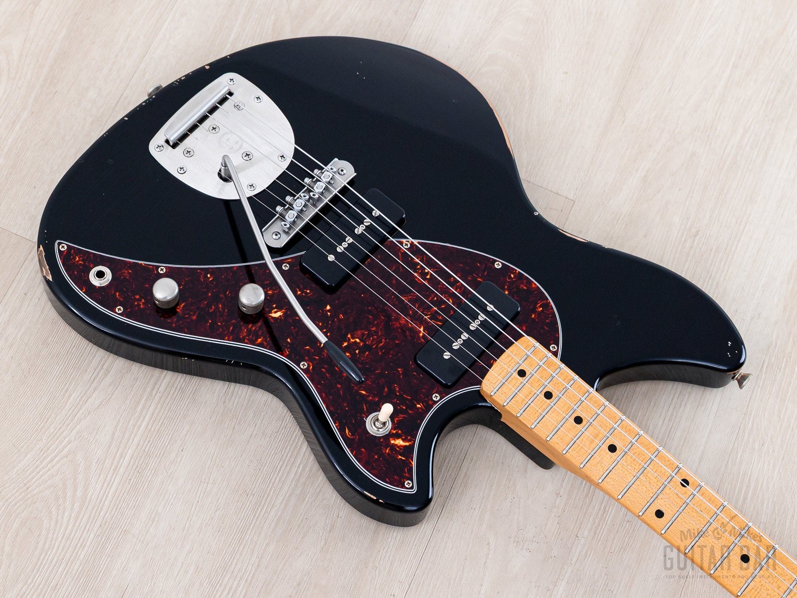 2024 Iconic Carlsbad Vintage Modern P90 Carbon Black Mediium Relic Custom Offset