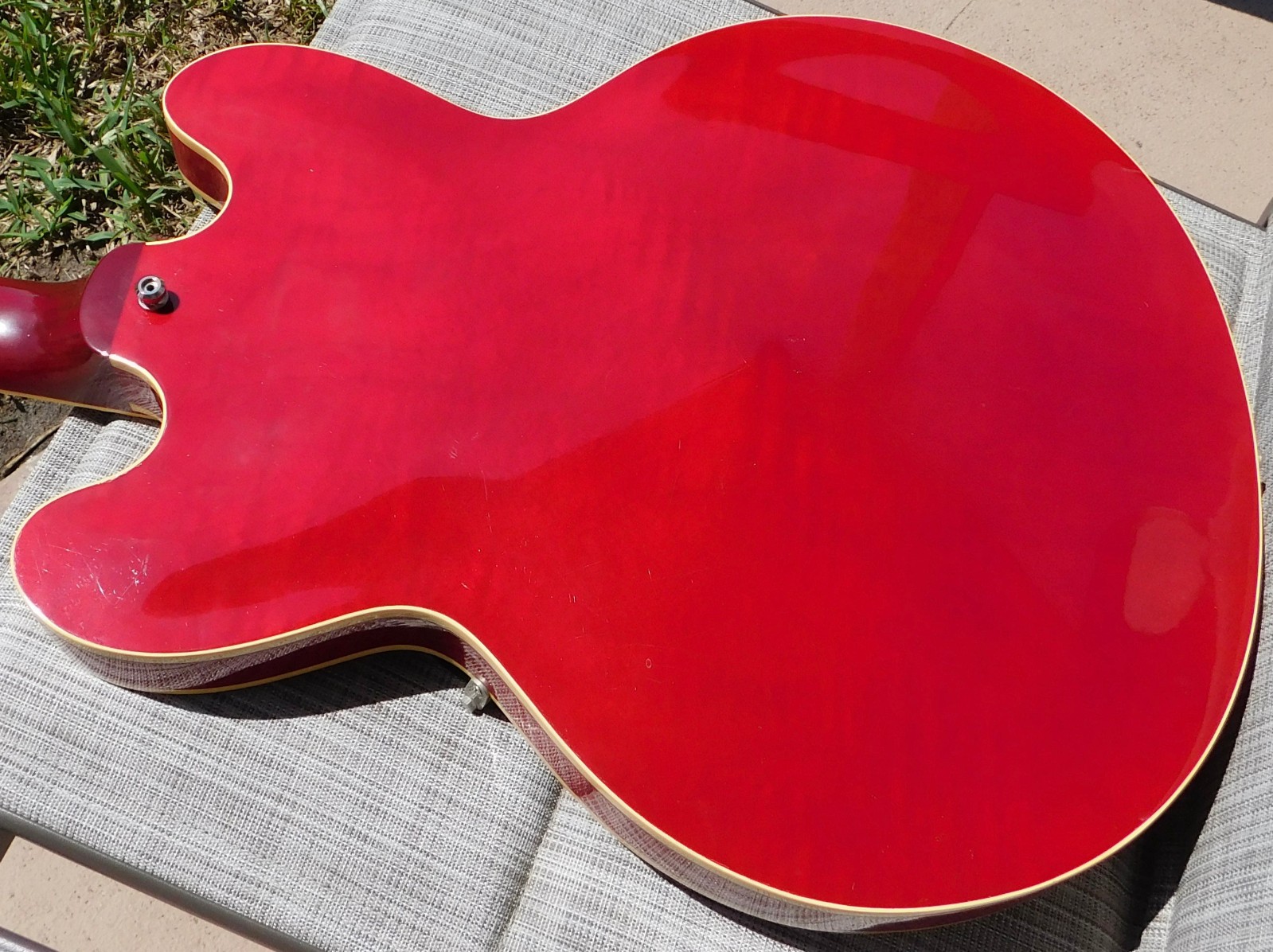 Gibson ES-335 Dot Reissue Semi-Hollow Electric Guitar Cherry 1995