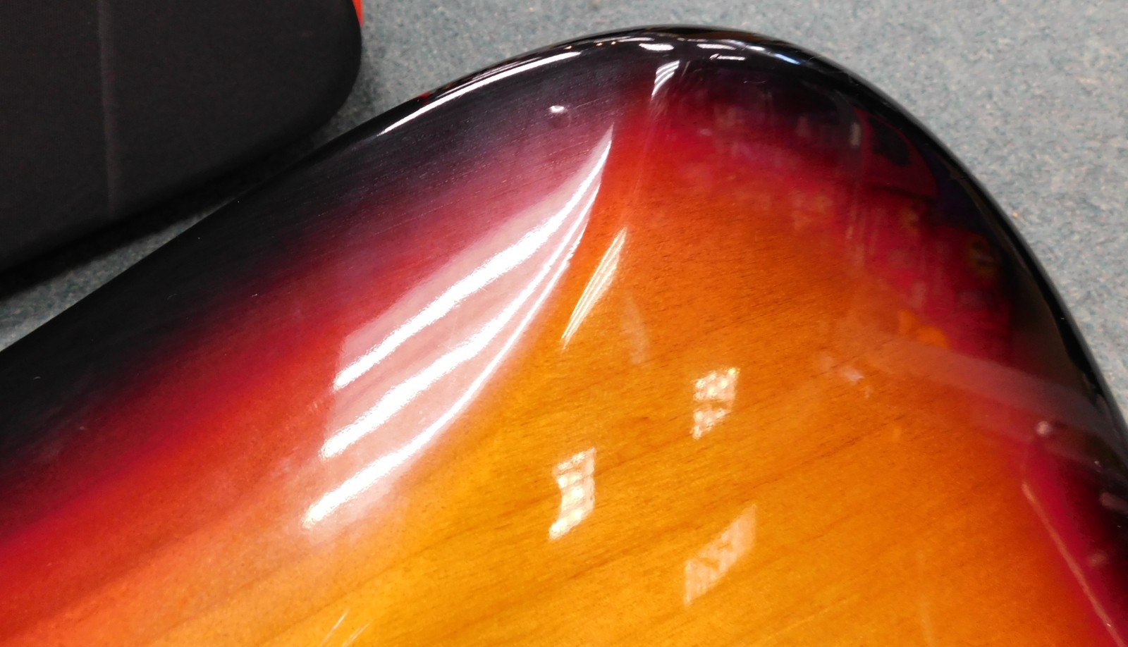 Fender USA American Deluxe Stratocaster – Rosewood FB – 3TSB – 010-1200-700