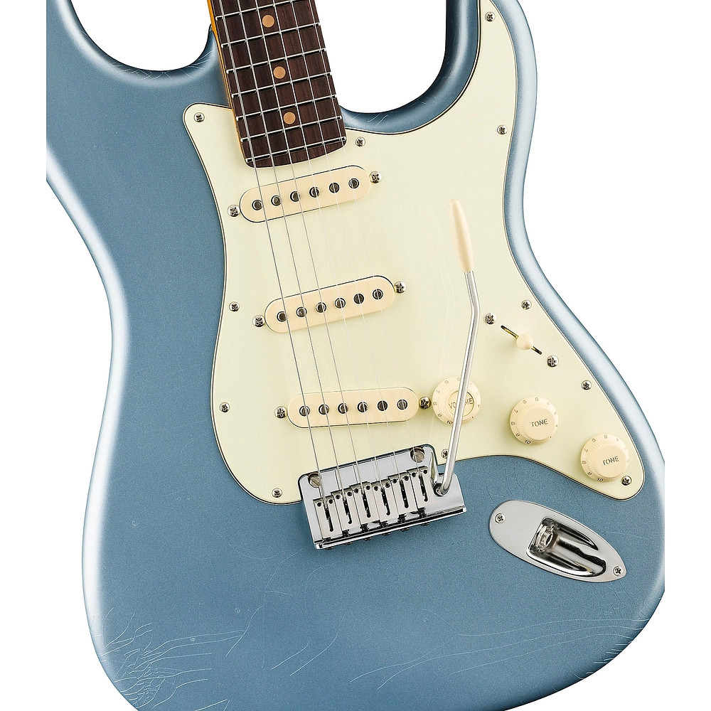 Fender American Ultra Luxe Vntg 60s Stratocaster Rosewd FB Guitar Ice Blu Mtllc