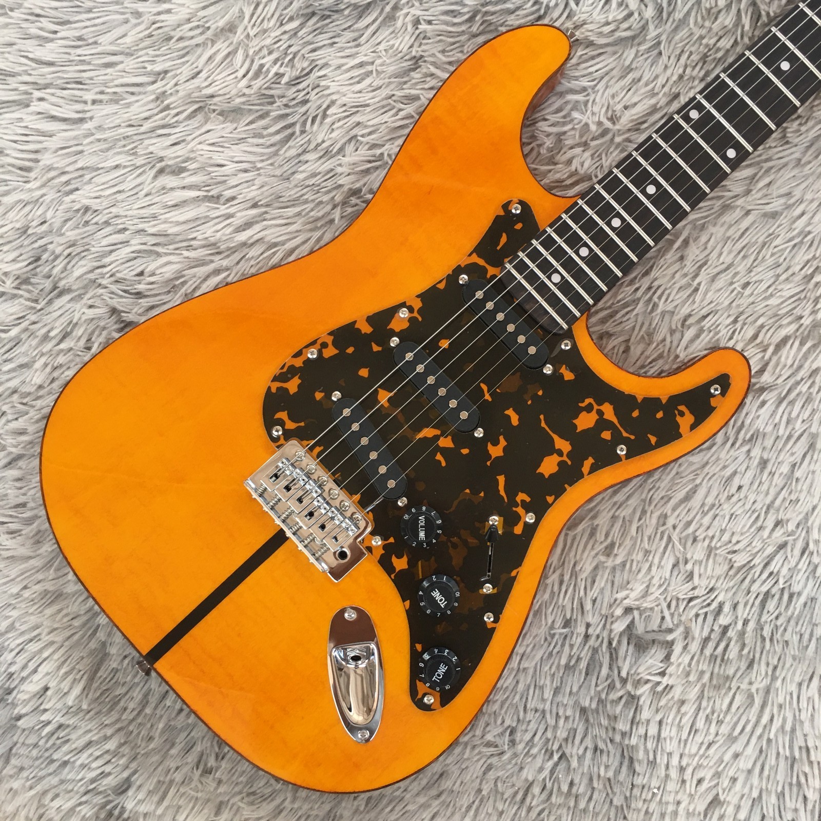 Unique Mad Cat Orange Electric Guitar Flame Maple Top Tremolo Bridge Solid Body