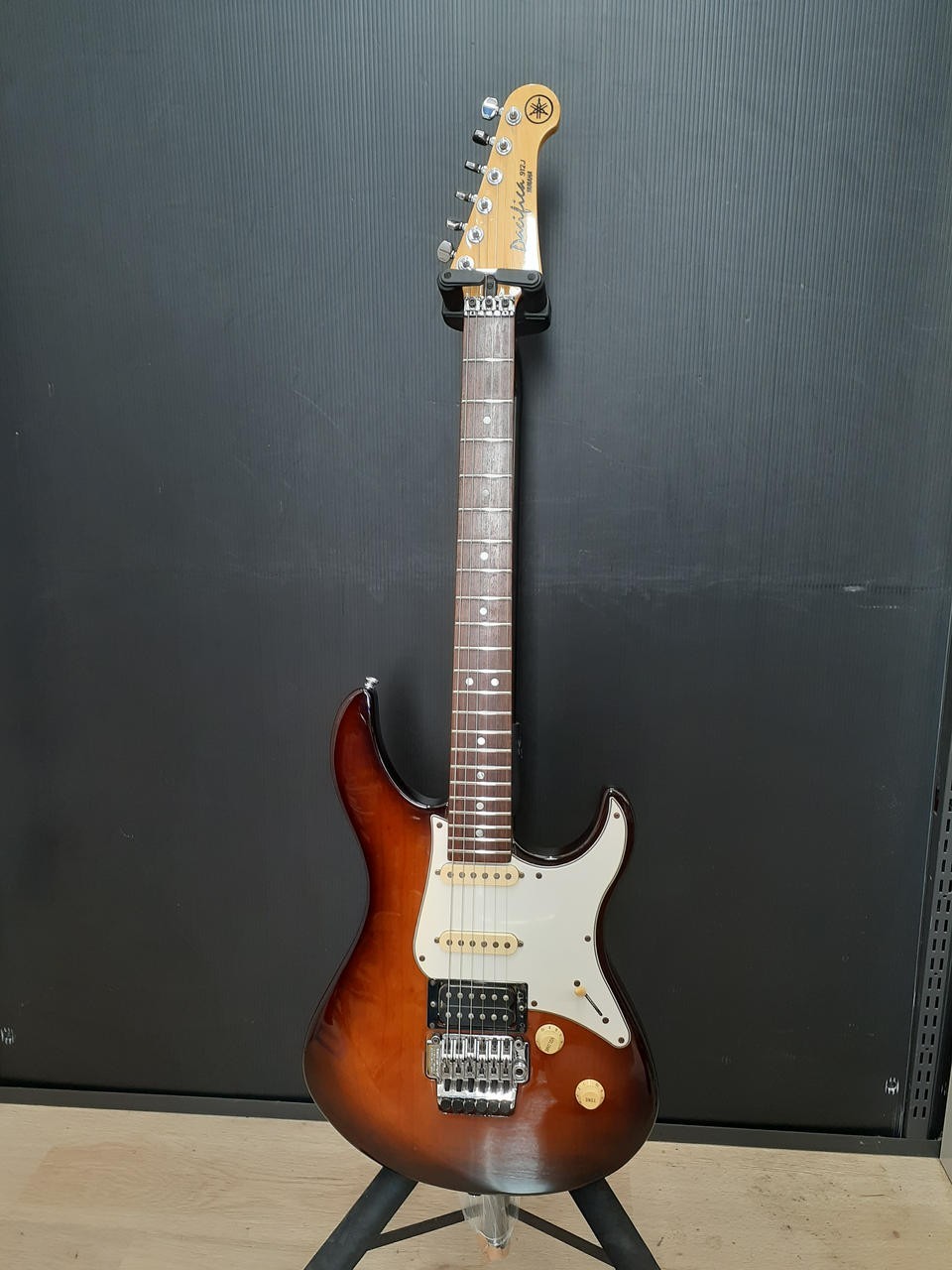[YAMAHA] PACIFICA 912J Used Ash body Maple neck Rosewood fingerboard Soft case