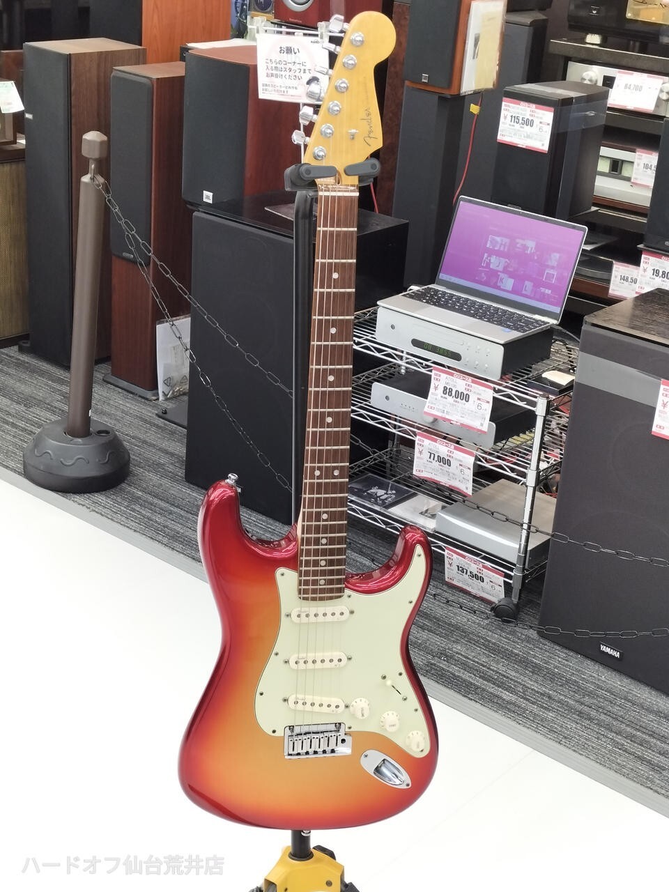 [Fender USA] American Deluxe Stratocaster N3 2012 Electric Guitar w/Hard Case