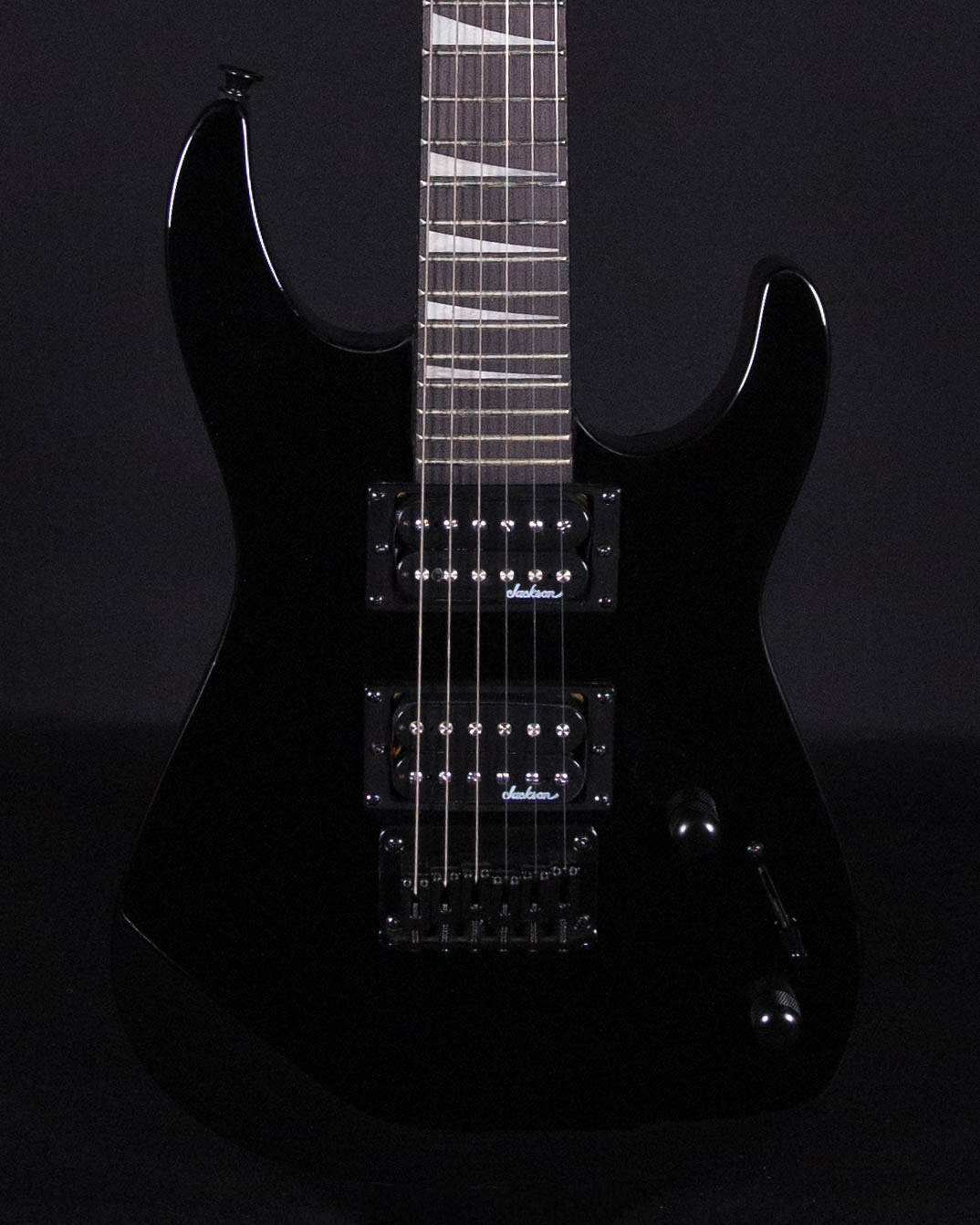 Jackson JS1X DK Minion, Amaranth FB, Black