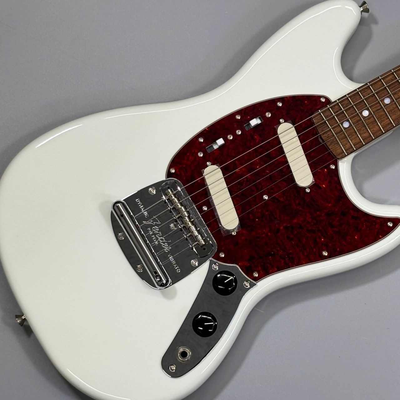 Fender Made in Japan Traditional 60s Mustang Olympic White 3.08kg White