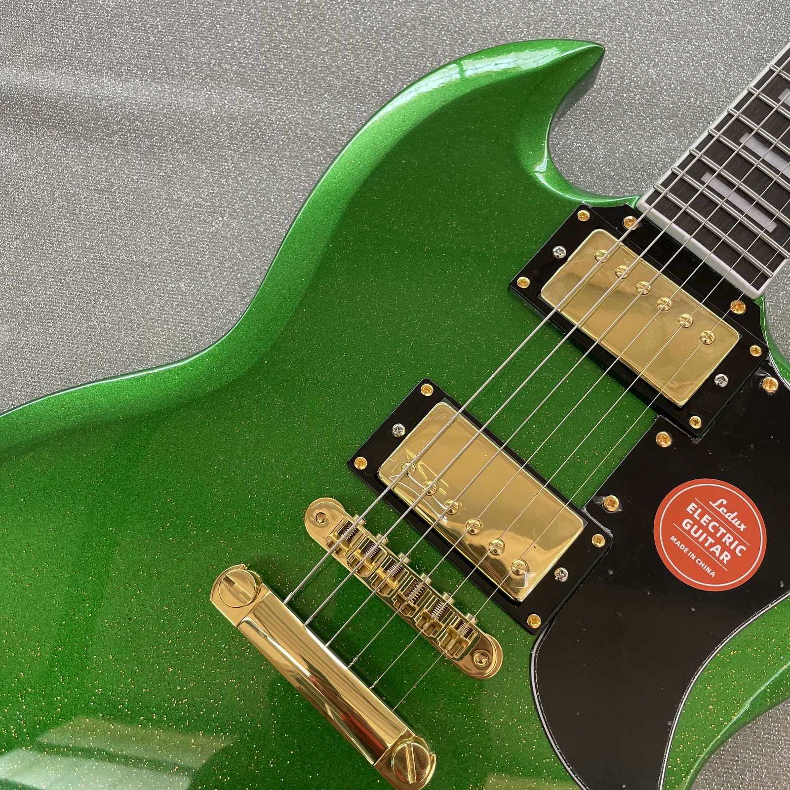 Metallic Green Solid Body Electric Guitar Bone Nut Rounded fret Edge fats ship