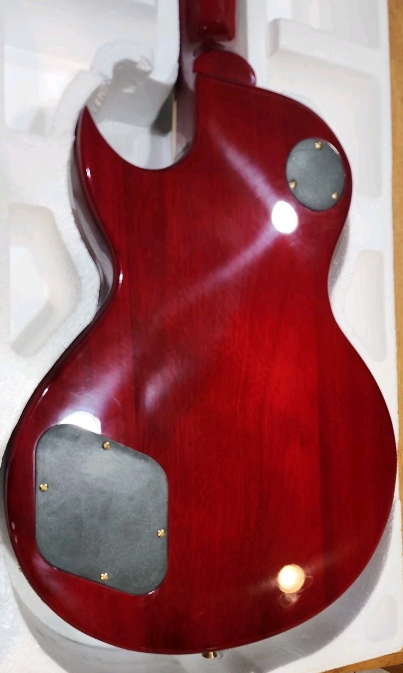 Leo Jaymz Single Cut Deluxe Full Size Electric Guitar Red/Gold (Ready To Ship)