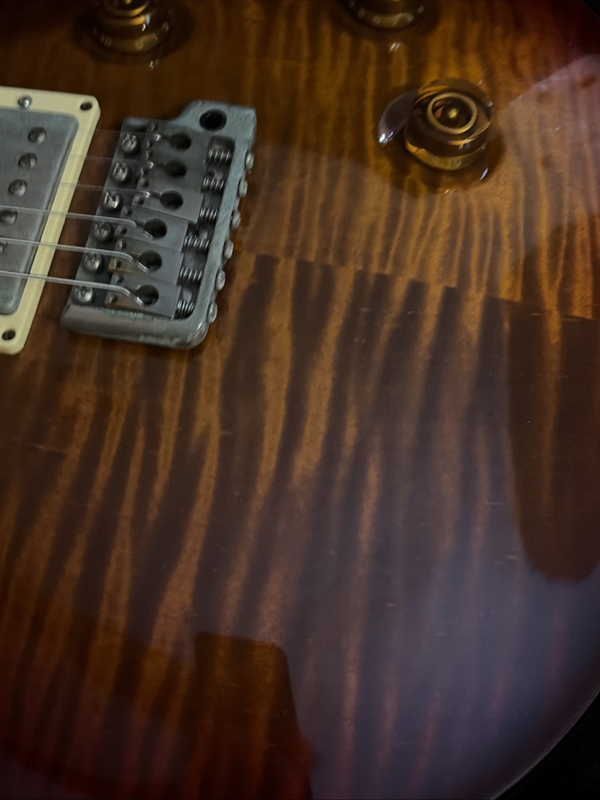 Paul Reed Smith (PRS) Custom 22 – USA Core – Factory 10-Top – Excellent Condiion