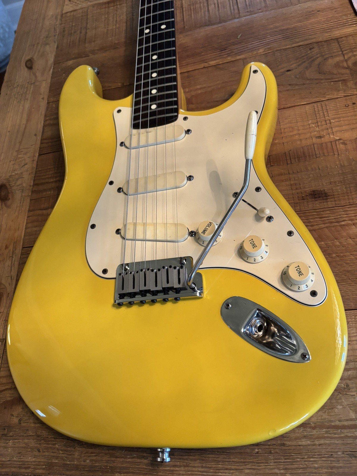 1989 Fender Strat Plus Graffiti Yellow SPLIT NUT Lace SensorsWilkinson Sperzels