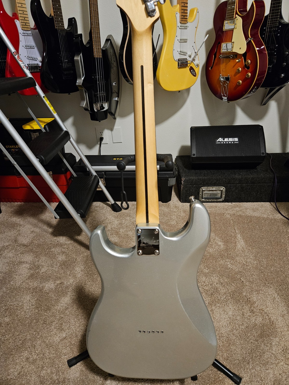 ST Stratocaster STYLE Hardtail Guitar – CHENDER New! Awesome! USA Seller!
