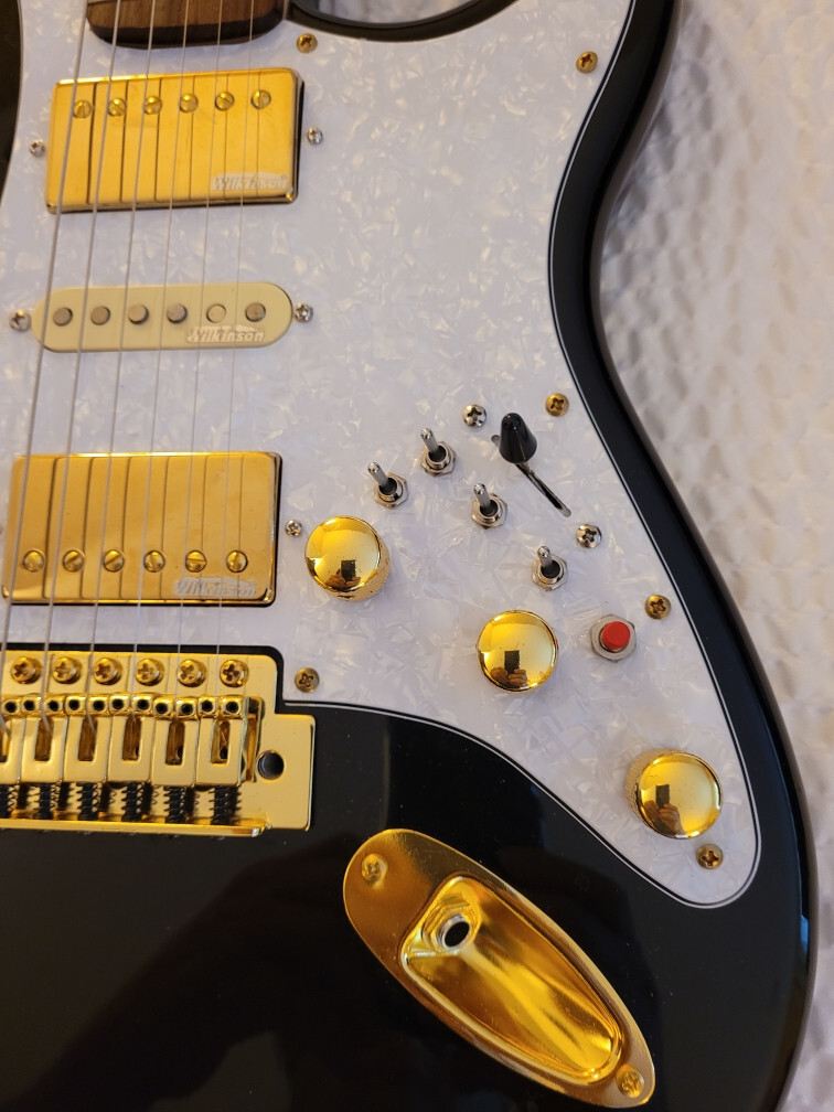 Fender Squier Strat Affinity Series 20th Anniversary BLACK heavily upgraded