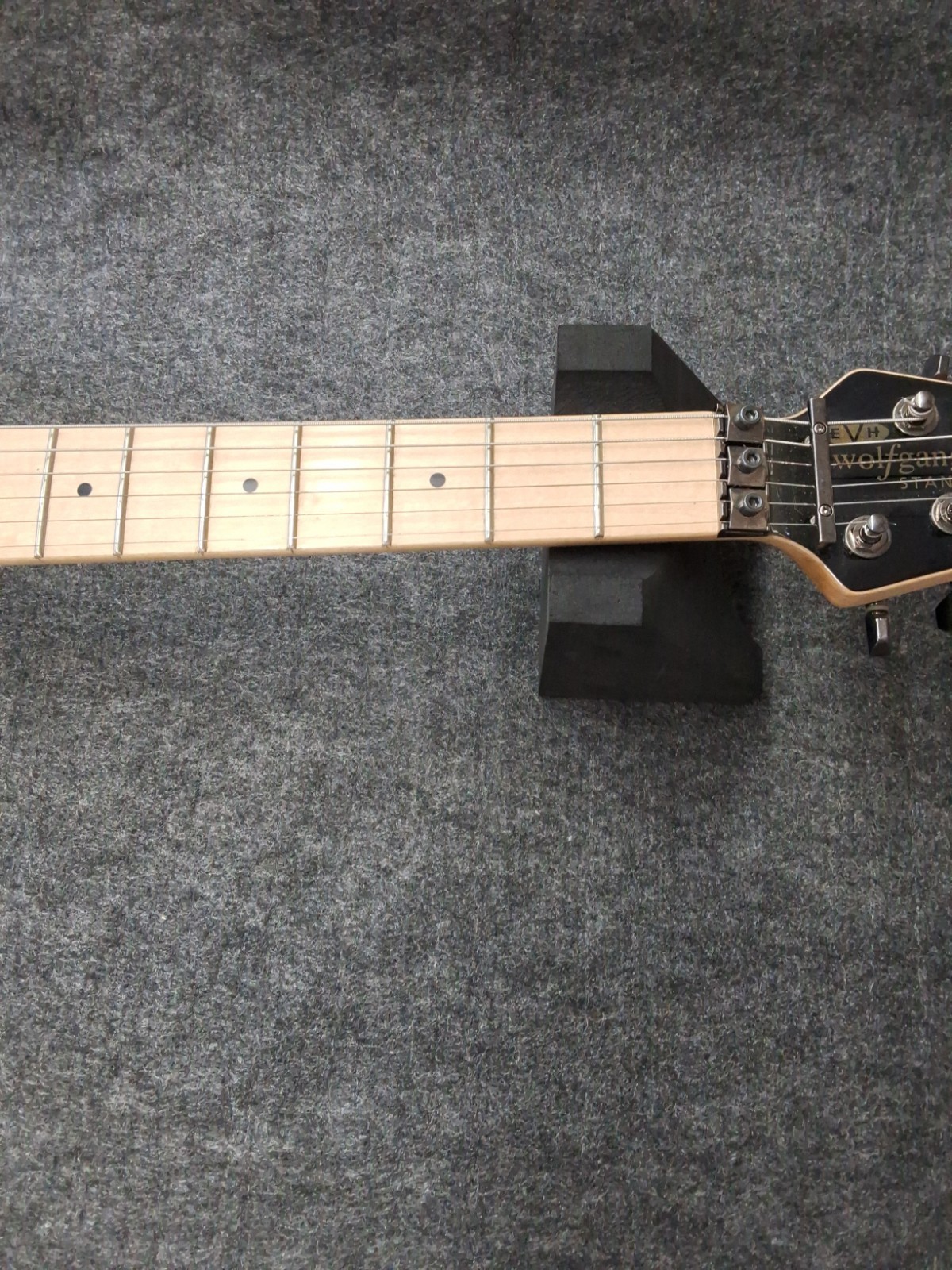 EVH Wolfgang Quilt Maple 6-String Electric Guitar – Northern Lights
