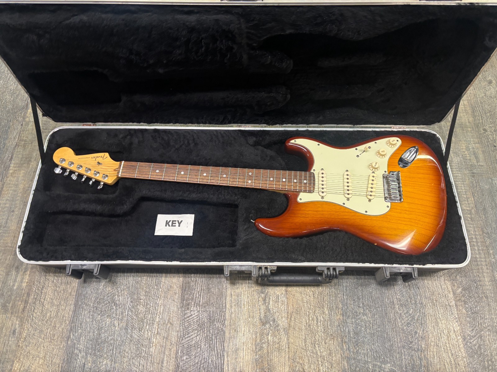 Fender 2012-13 USA Tobacco Burst American Deluxe Stratocaster guitar w/ case.