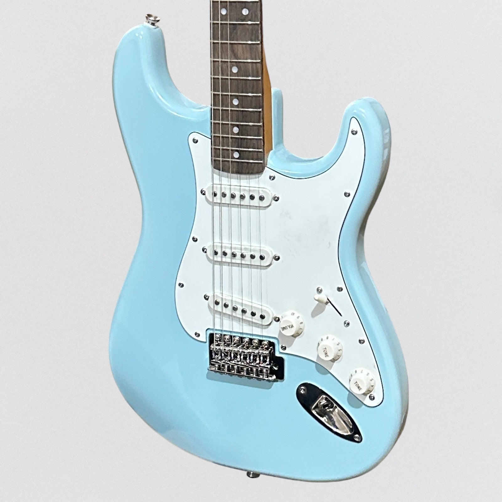 Fender Squier Classic Vibe ’70s Stratocaster Electric Guitar – Sonic Blue