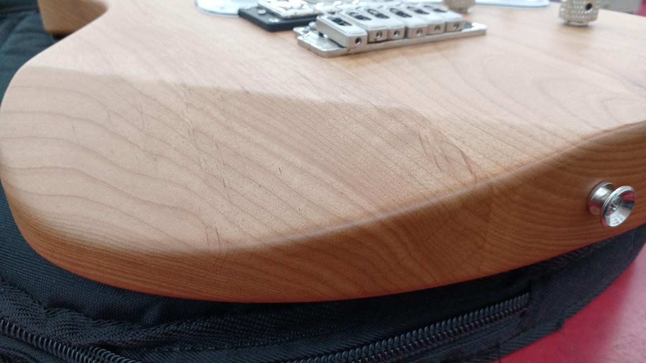 YAMAHA PAC612VIIX PACIFICA Electric Guitar-01