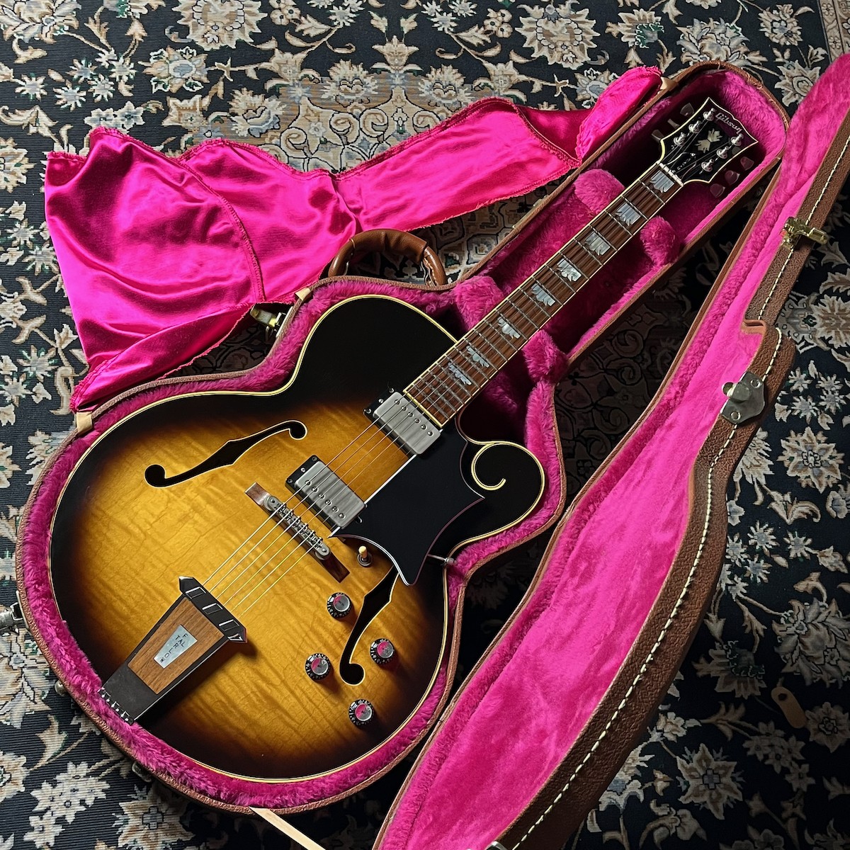Gibson Tal Farlow Model Sunburst 1995 Used Electric Guitar