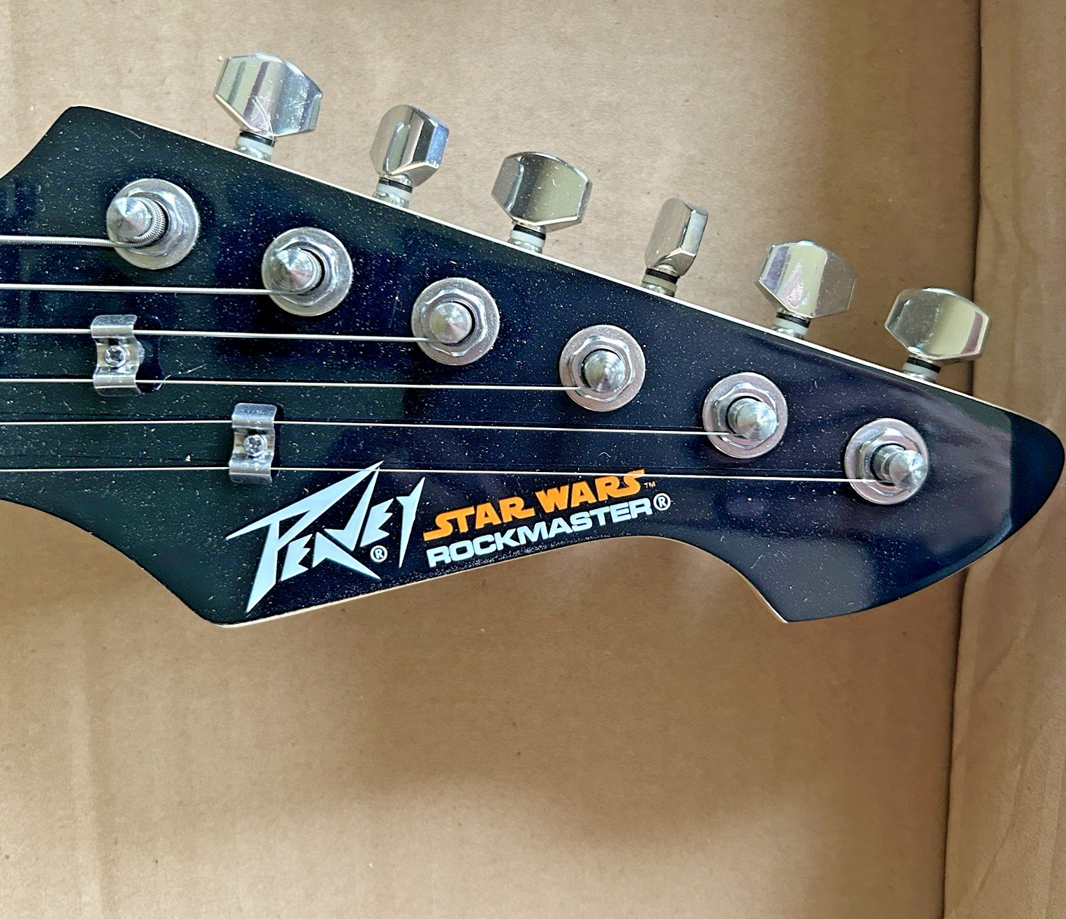 SUPER RARE LE NIB Peavey STAR WARS Rockmaster ELECTRIC GUITAR FULL SIZE NOT 3/4!