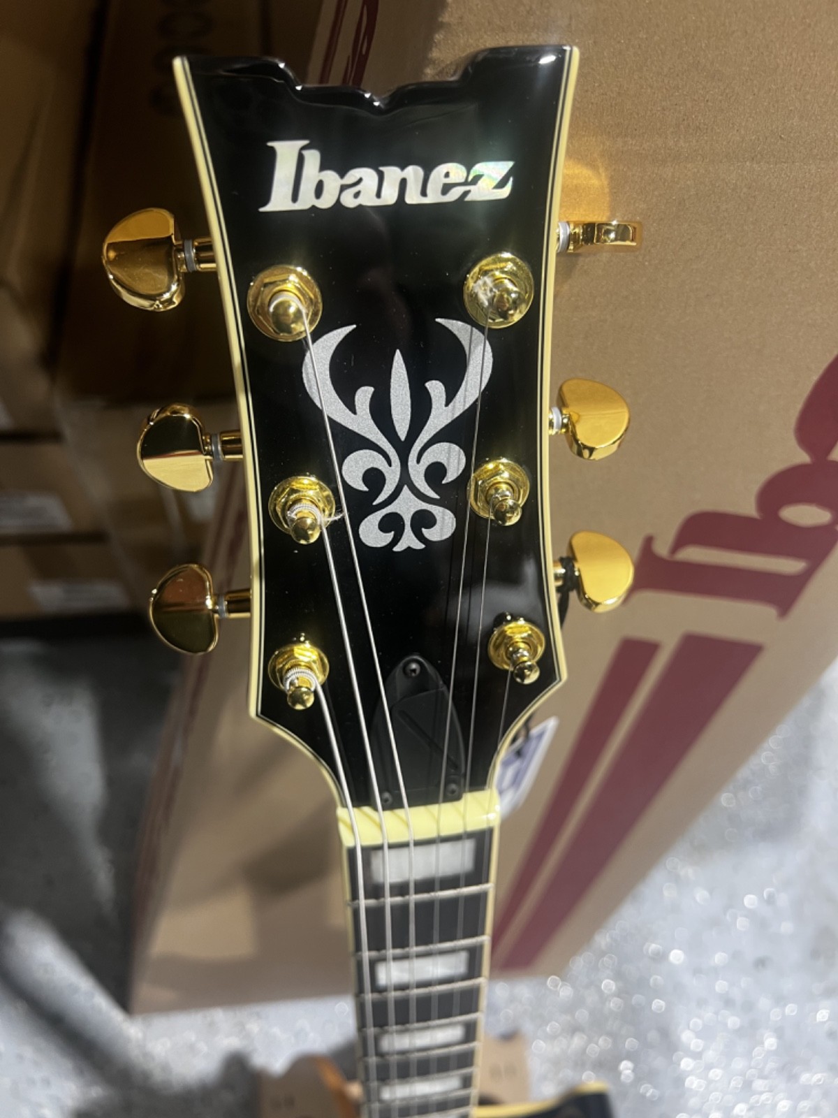 Ibanez Artcore AM73G Electric Guitar – Black