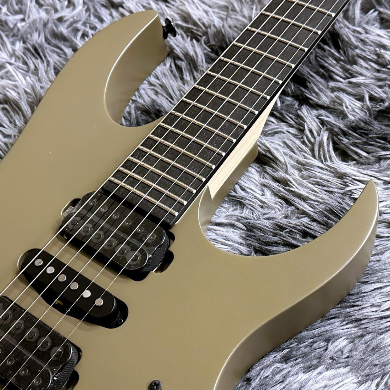 Ibanez J-Line Rg6Hshfx-Kmf Khaki Metallic Flat *Hz307