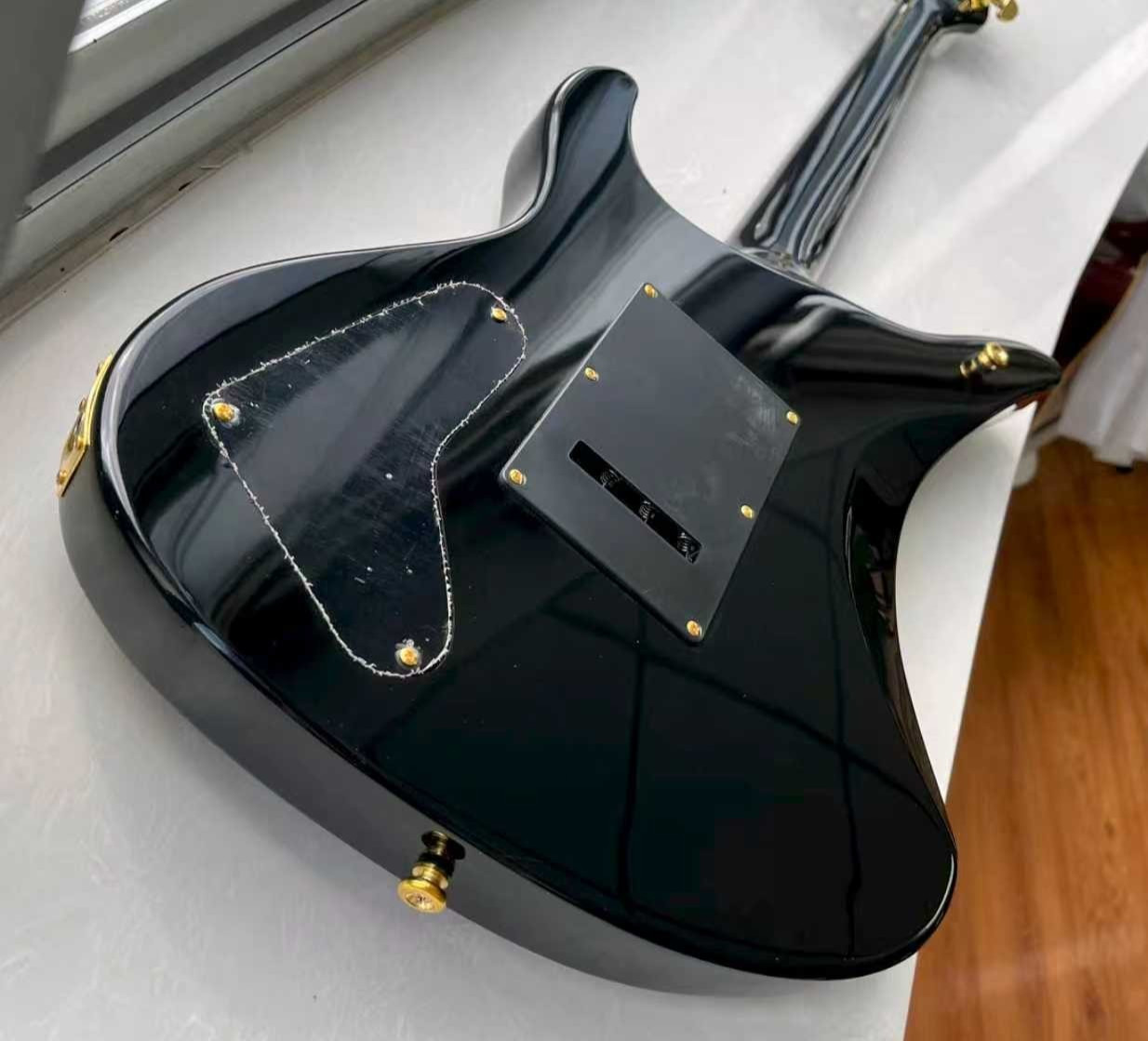 Synyster Gates Signature Electric Guitar Rosewood Fingerboard With FR Bridge