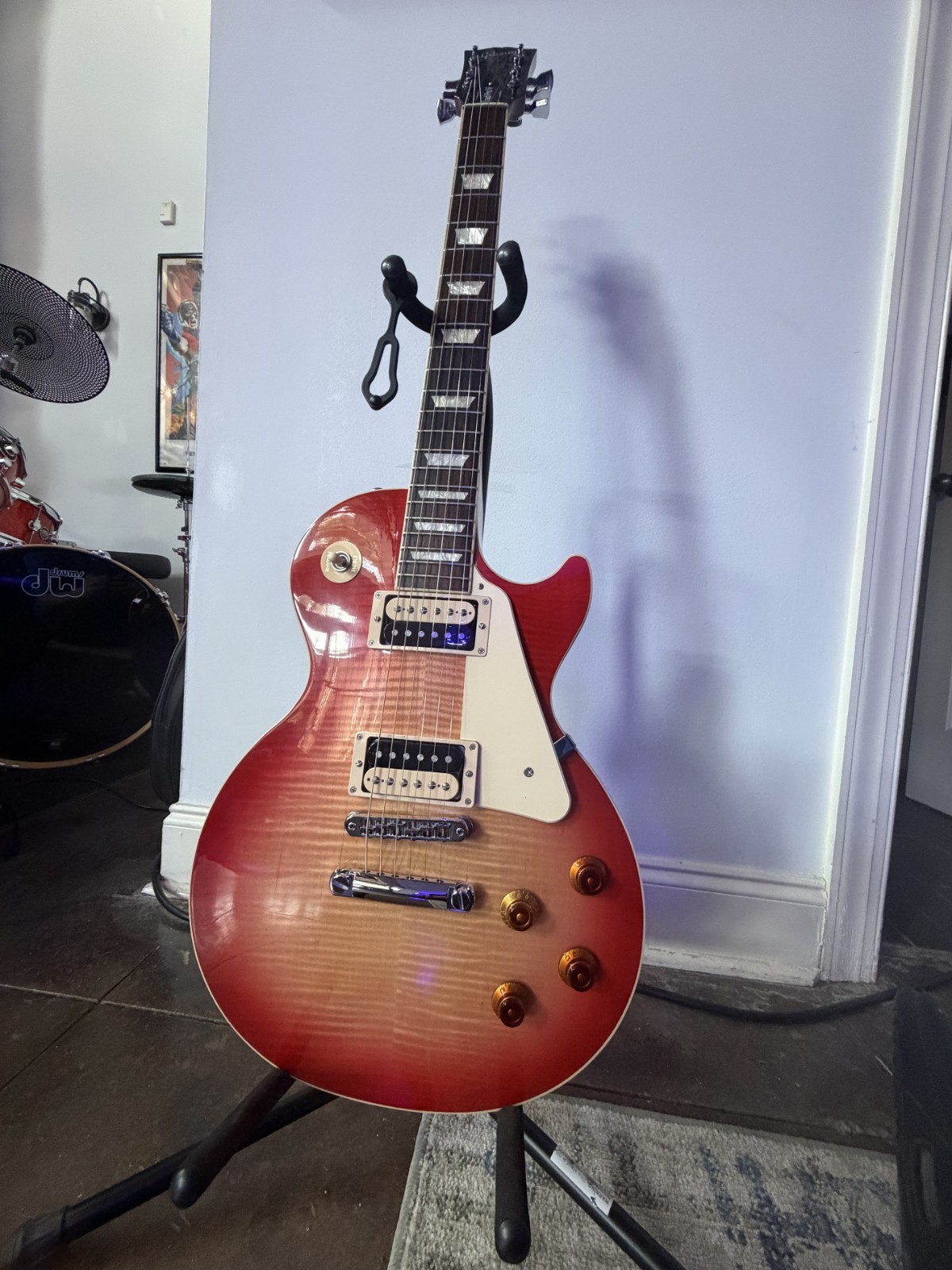 Gibson Les Paul Traditional Pro V Washed Cherry Sunburst Flametop.