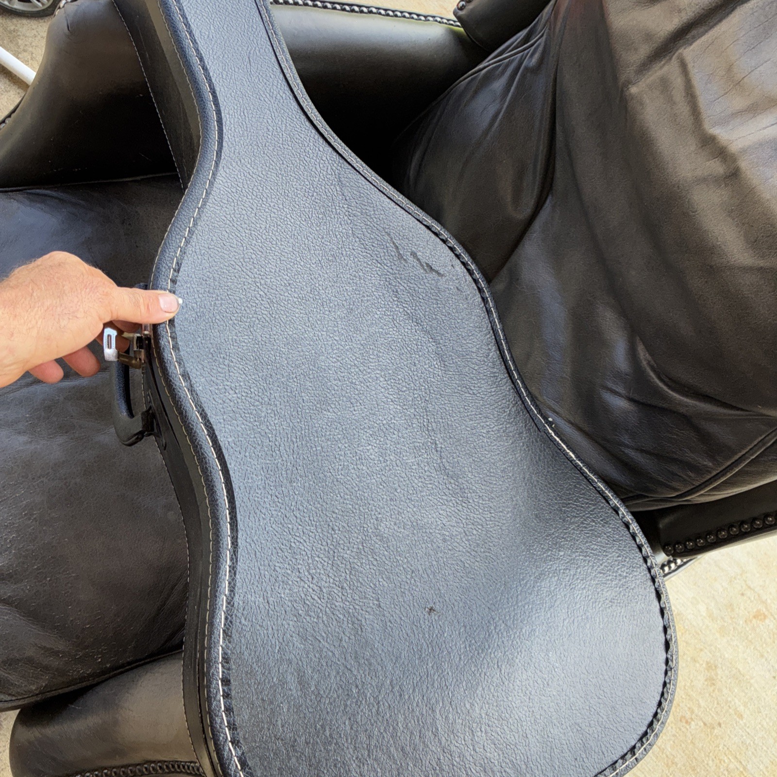 Excel Guitar By Dixon With 6 Strings And Case