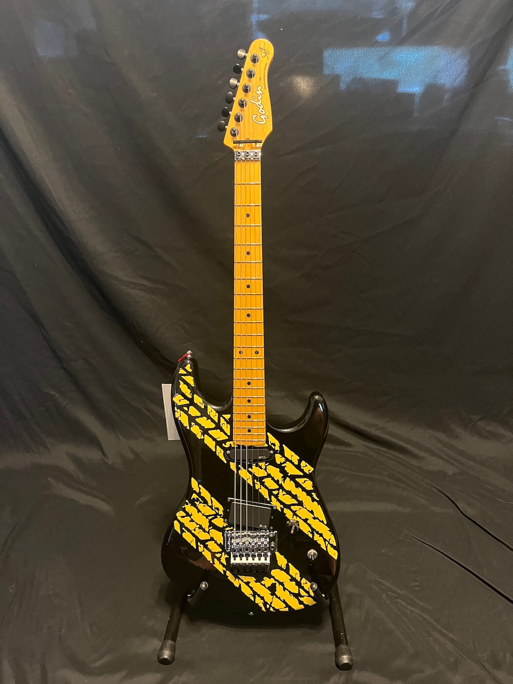 Godin Honeymoon Suite Derry Grehan Signature Tread 1-Tread Custom Graphic Guitar