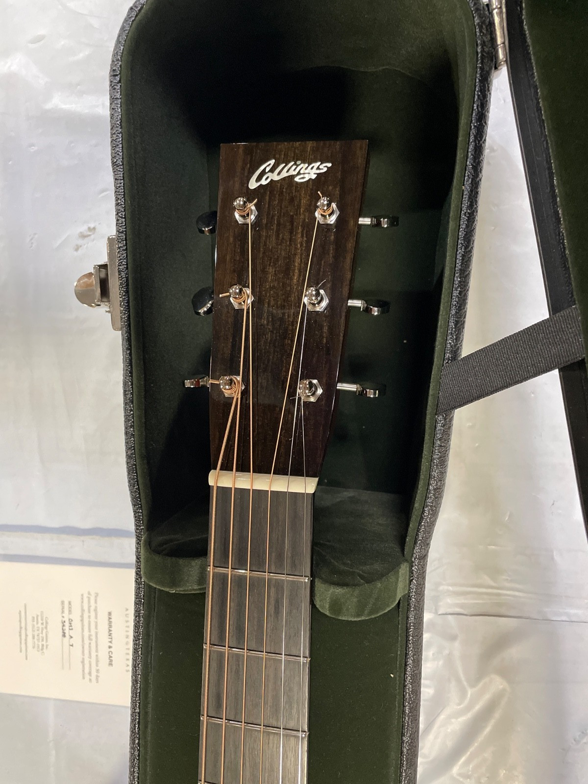 Collings Guitars 0M1 A T Traditional Concert Acoustic Guitar with Case