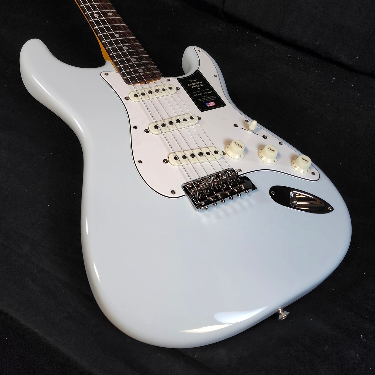 Fender American Vintage 1965 Stratocaster, Round-Lam Rosewood Fingerboard, Sonic