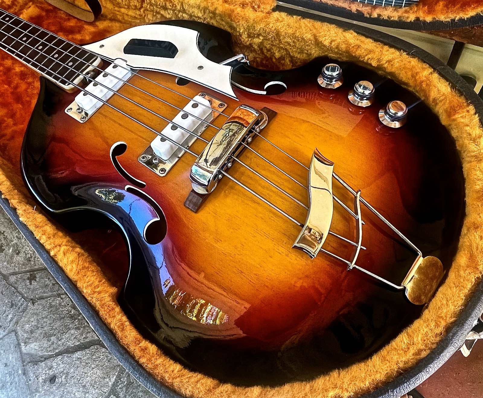 Vntg 1960’s VOX Astro IV Bass + Case Strap Case Candy USA SELLER Free Ship!! WOW