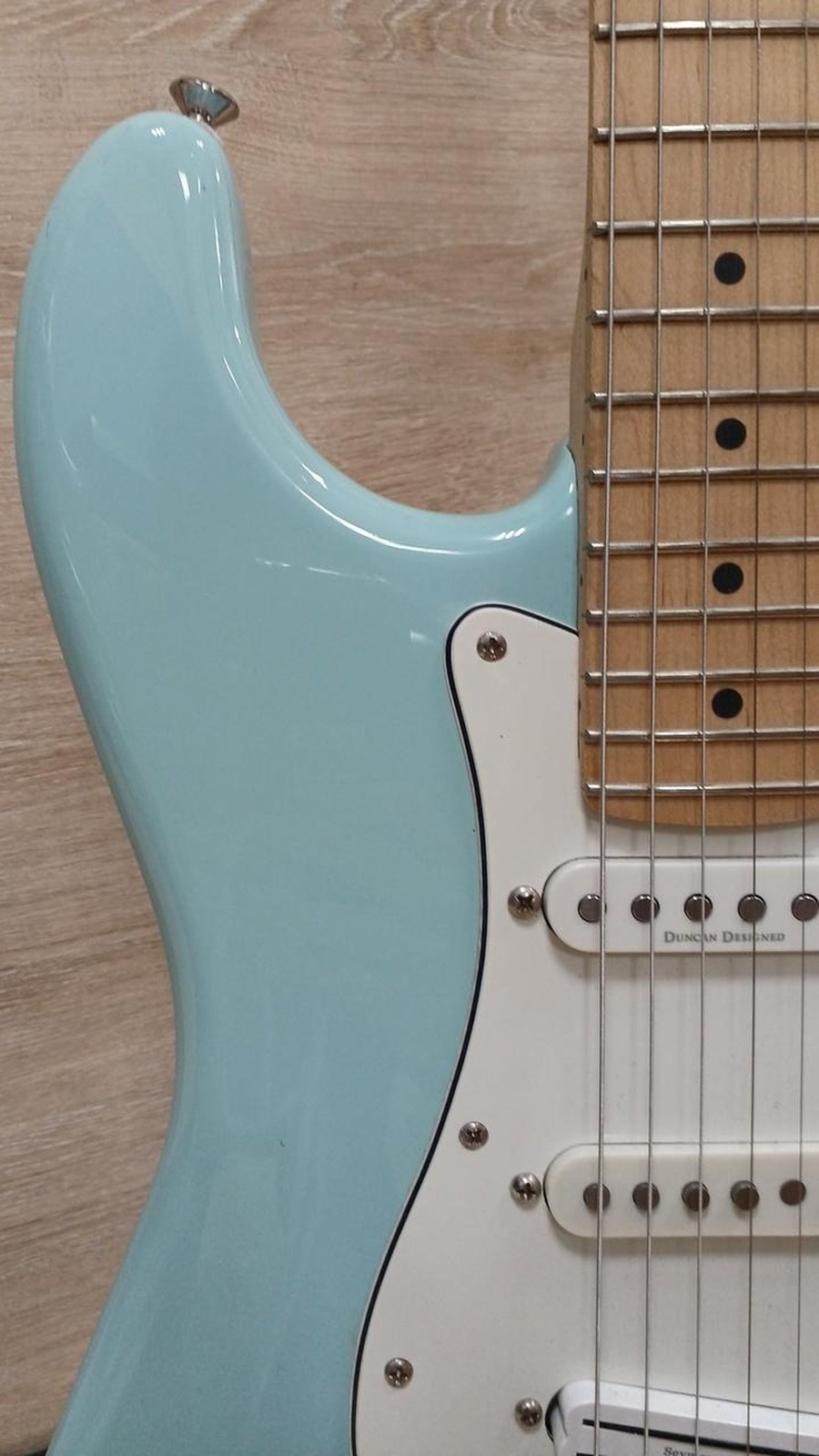 SQUIER Stratocaster Used 2012 Poplar body Maple neck Maple fingerboard