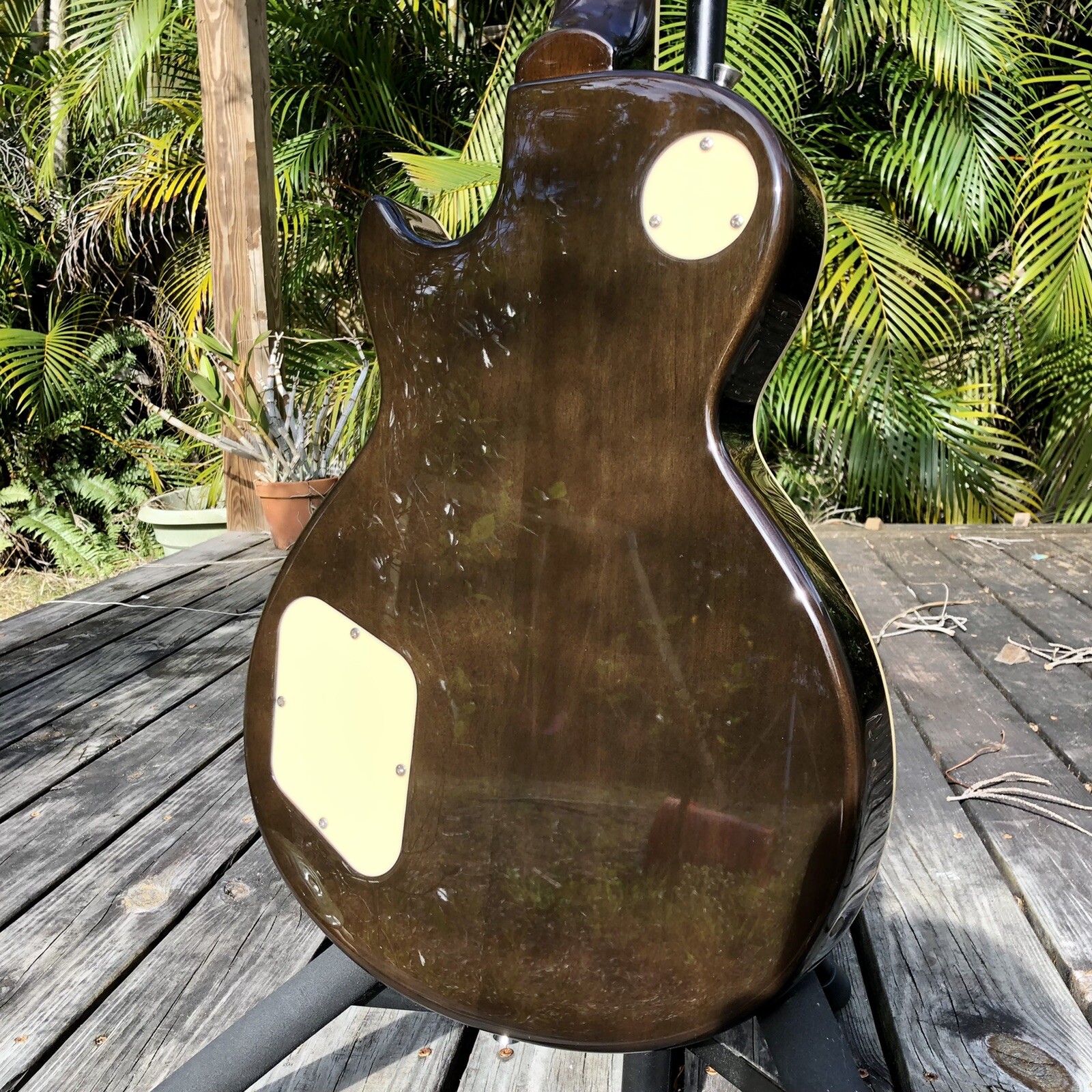 Upgraded Indio 66 DLX Plus Cobra Burst Quilt Top Single Cut Electric Guitar