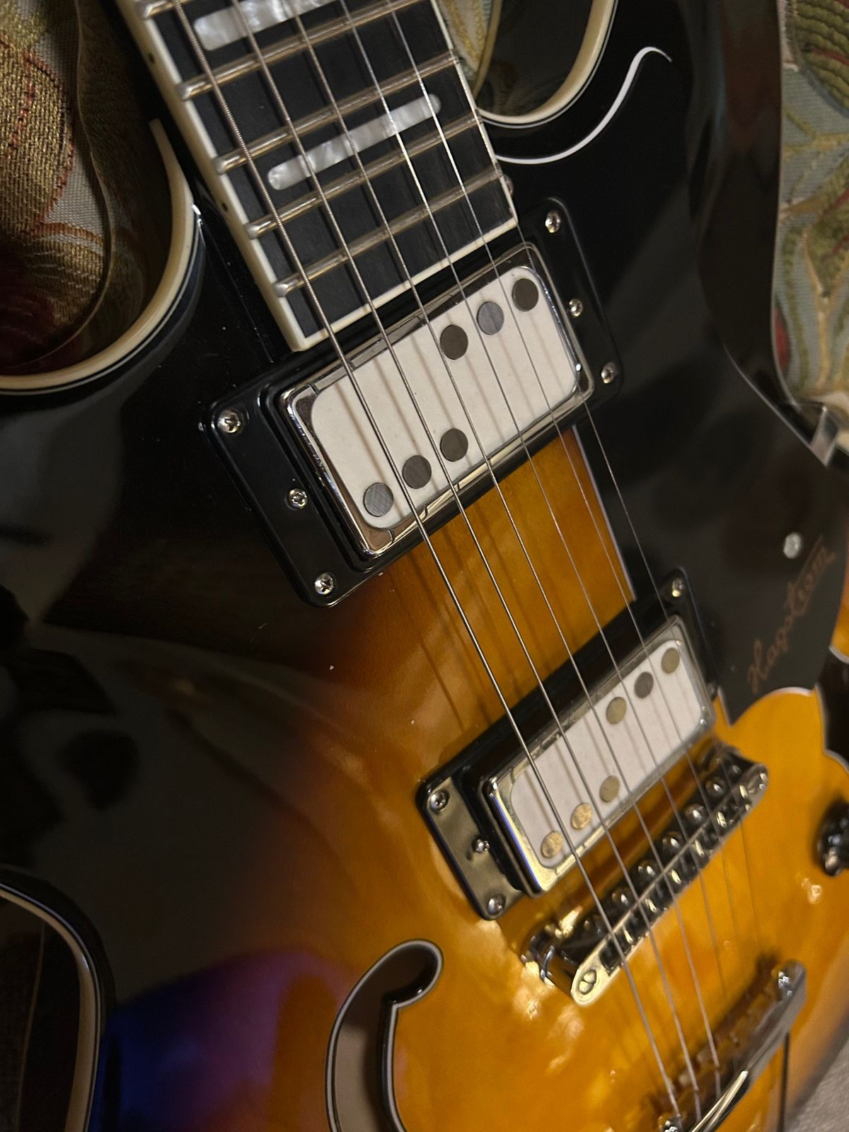 2021 Hagstrom Viking Deluxe Semi-Hollowbody Electric Guitar, Tobacco Sunburst