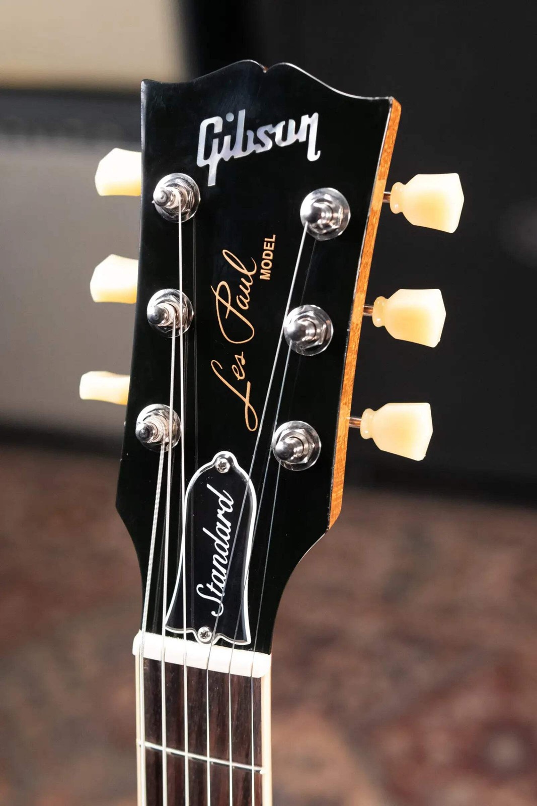 Gibson Les Paul Standard 50s Figured Top – Translucent Oxblood with Hardshell Ca