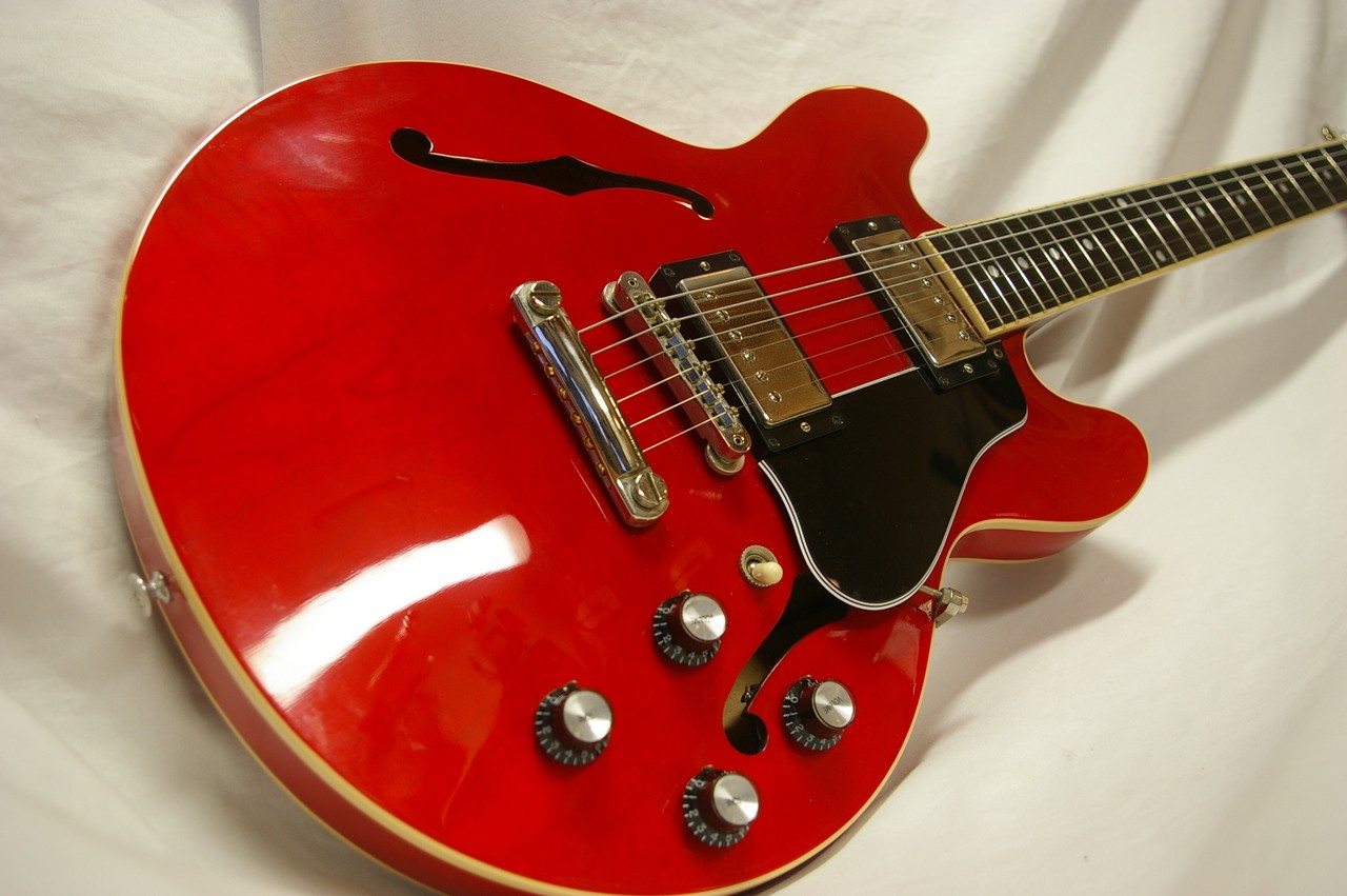 Gibson ES-339 Semi Hollow Electric Guitar
