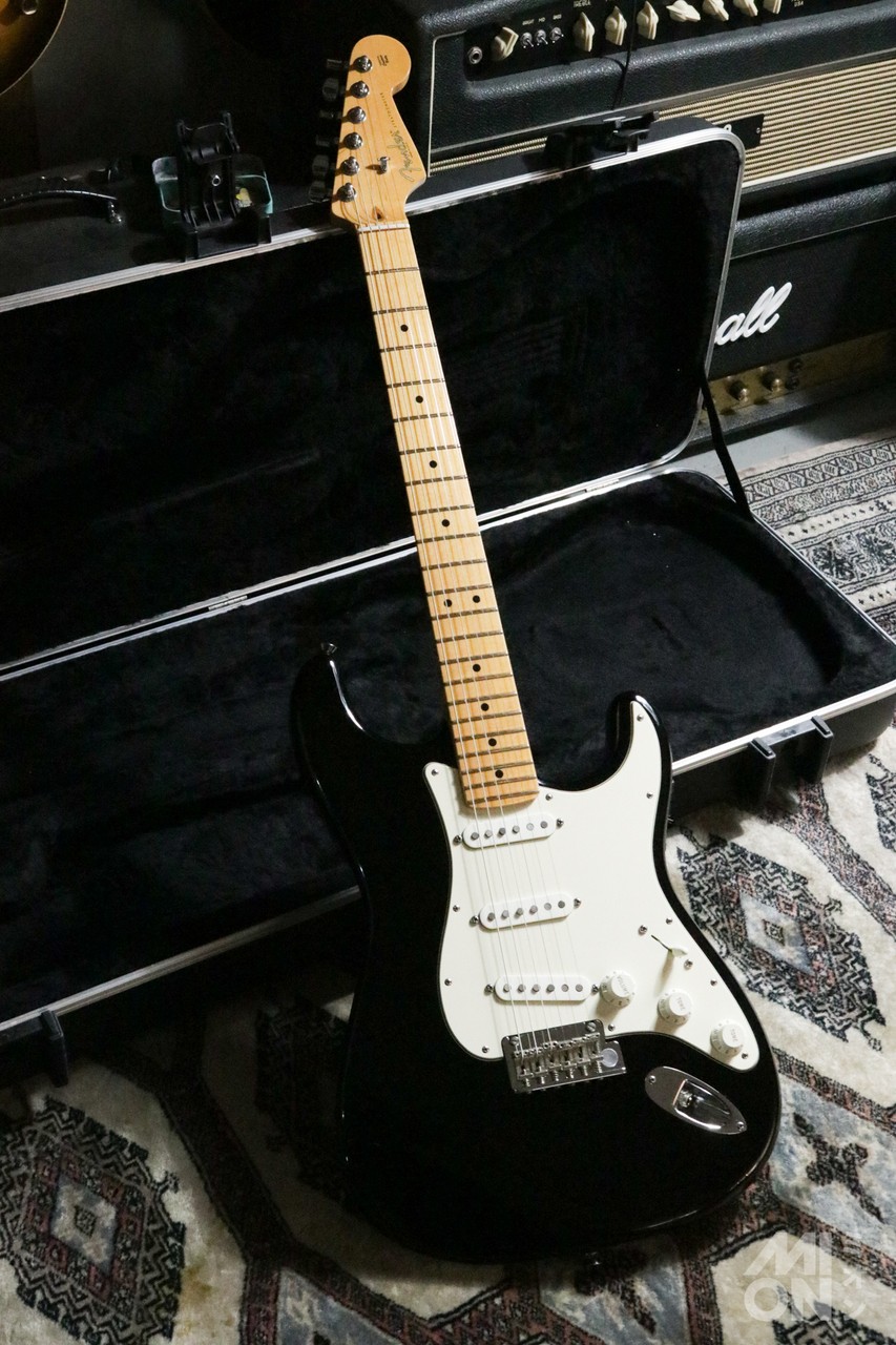 Fender American Standard Stratocaster Black SN.US11193352 2011 Electric Guitar