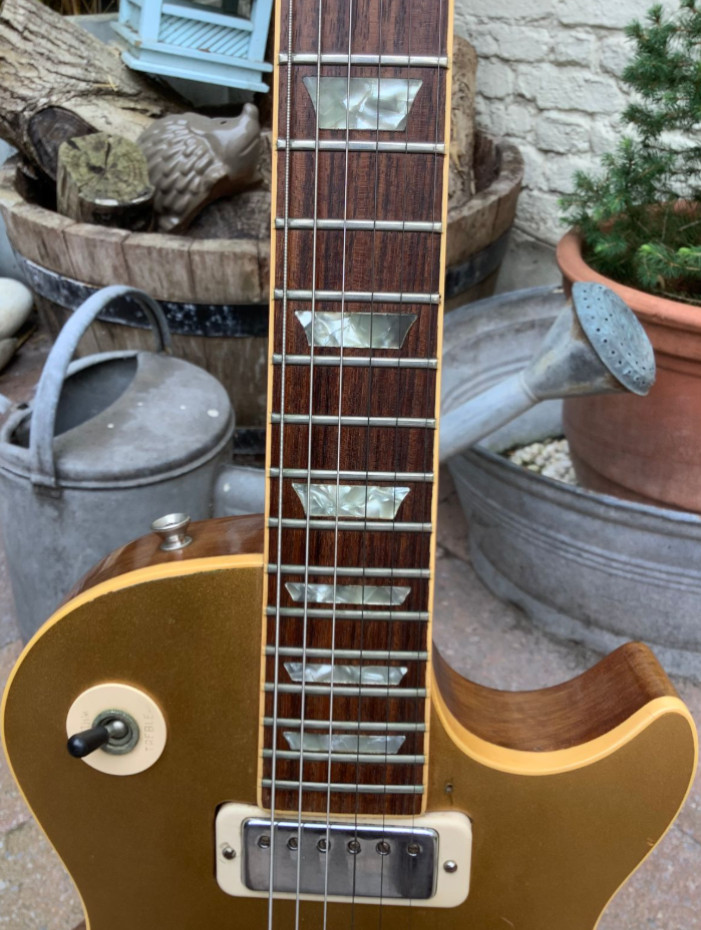 1977 Gibson Les Paul Deluxe Goldtop – Vintage LP, Original, Worn-In Player Grade