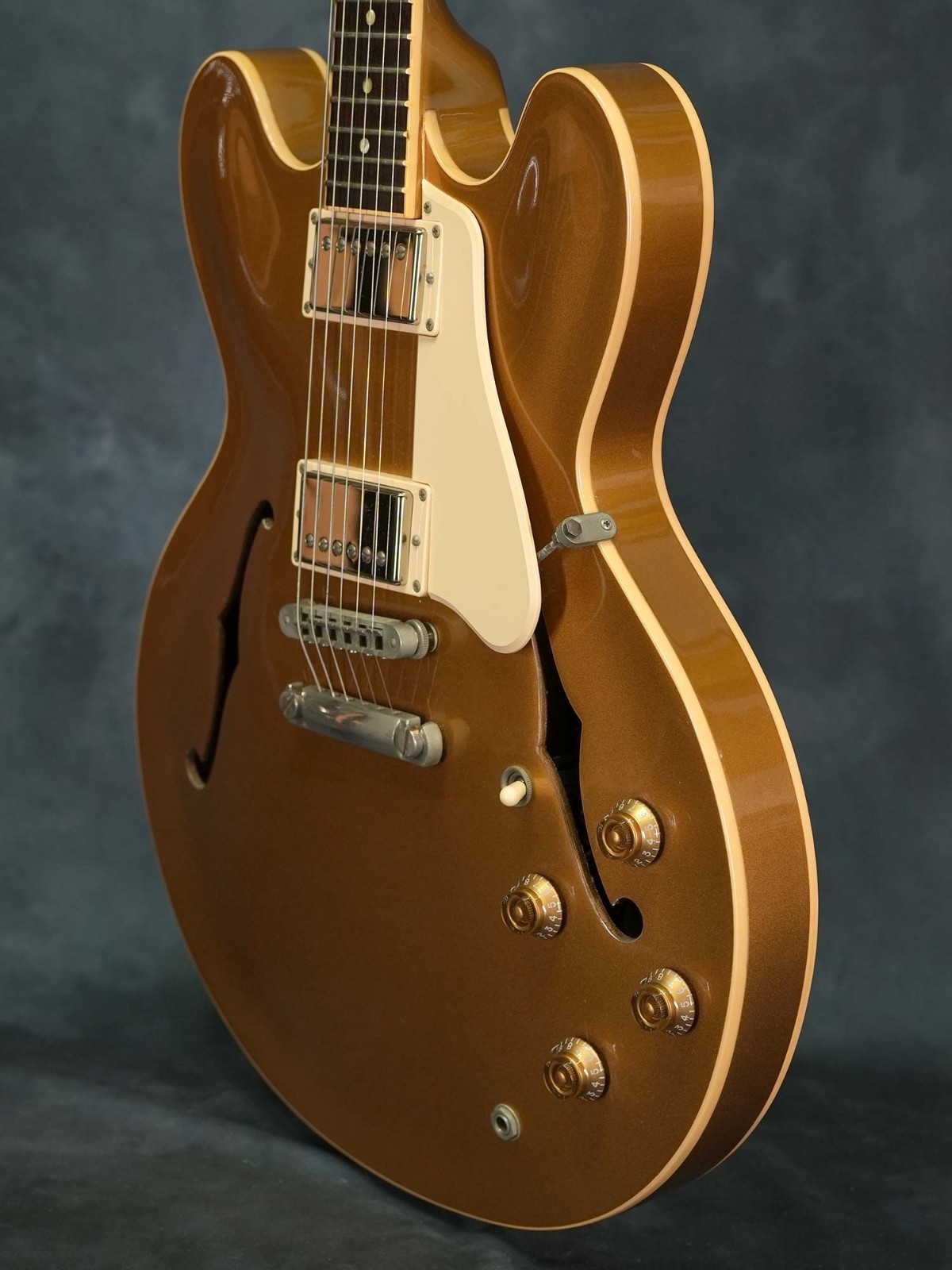 Gibson Custom Shop ES-335 Dot Plain All Gold 3.81kg 2013 Electric Guitar