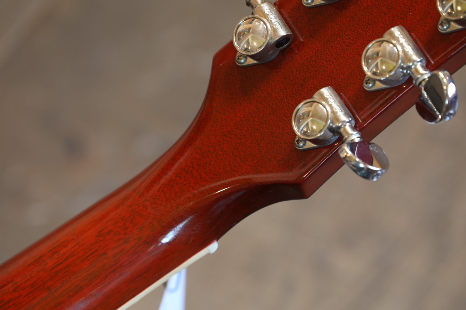 2017 Gibson ES-339 Semi-Hollow Electric Guitar Cherry Red + GB