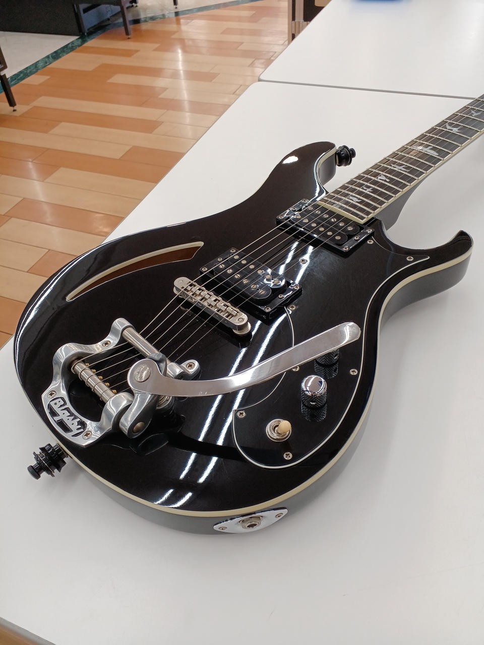 PRS SE CUSTOM 22 SEMI-HOLLOW 418737
