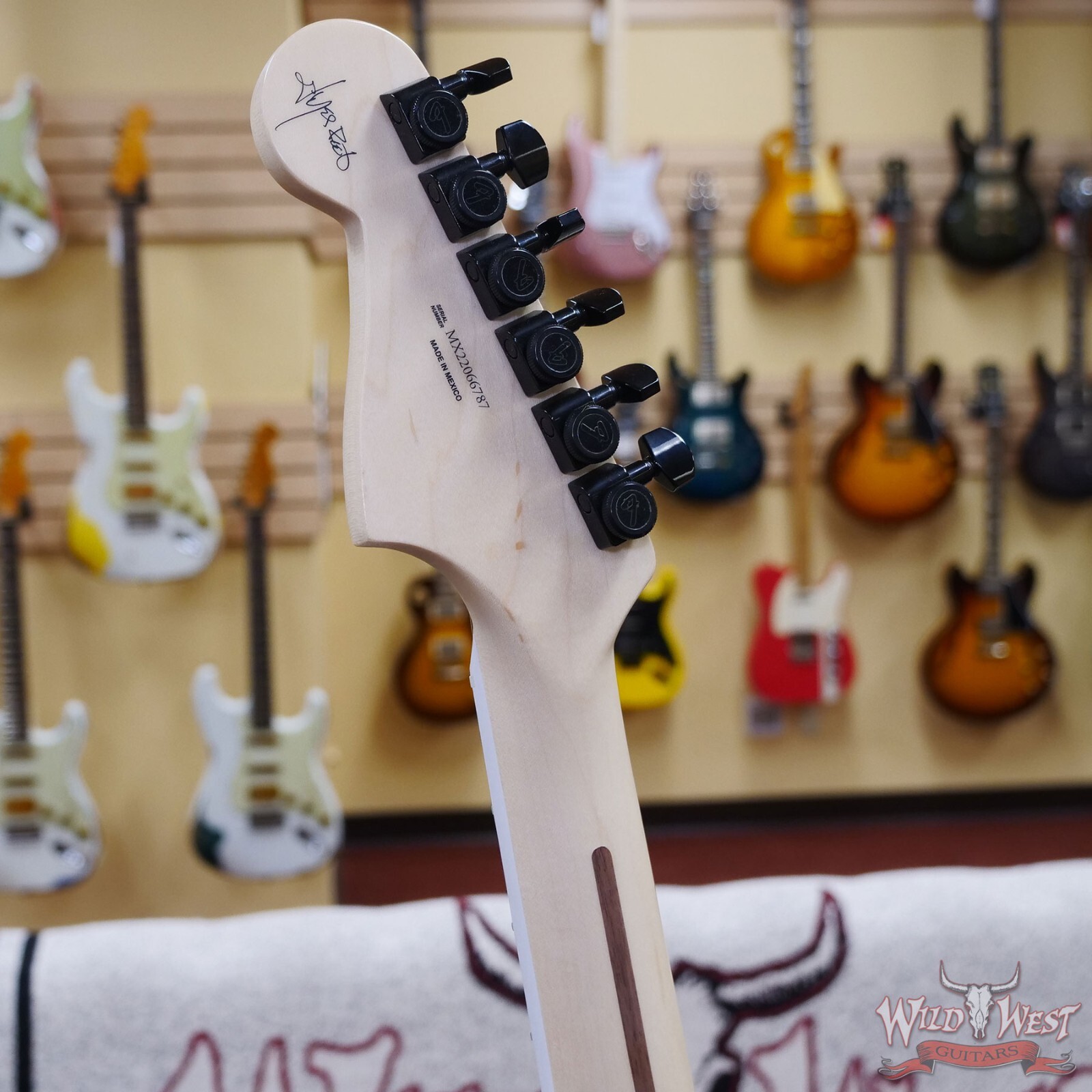 Fender Jim Root Jazzmaster V4 Ebony Fingerboard Flat White
