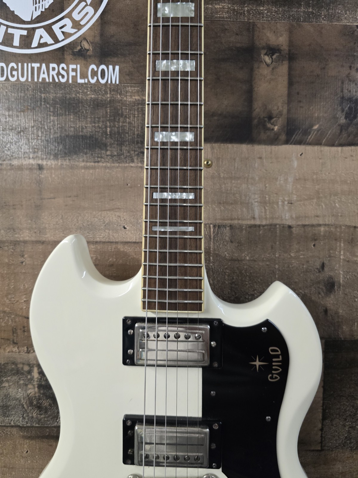 Guild Polara S100 Solidbody Electric Guitar White