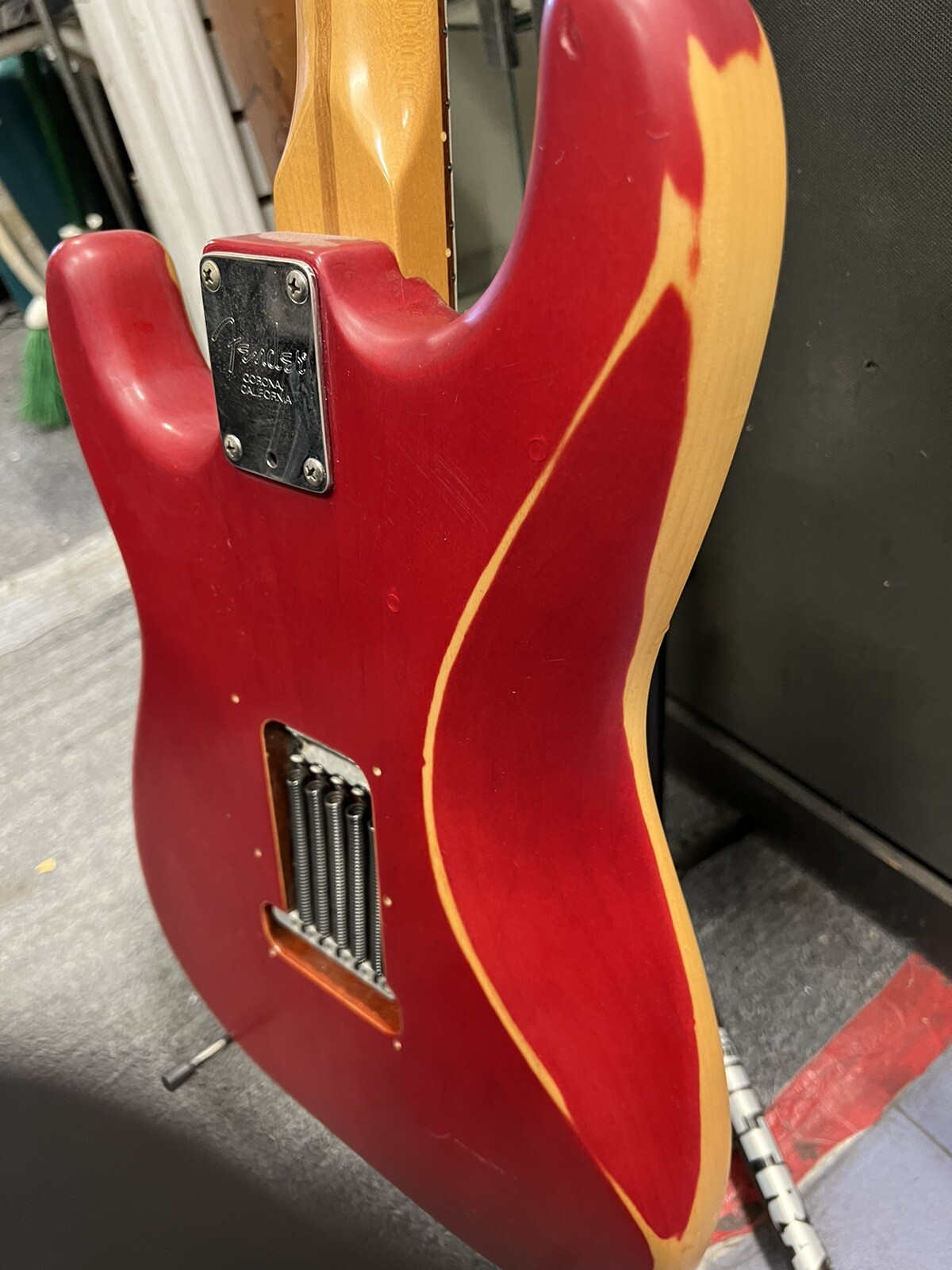 1998 Fender Stratocaster USA American Deluxe Fat Strat Guitar
