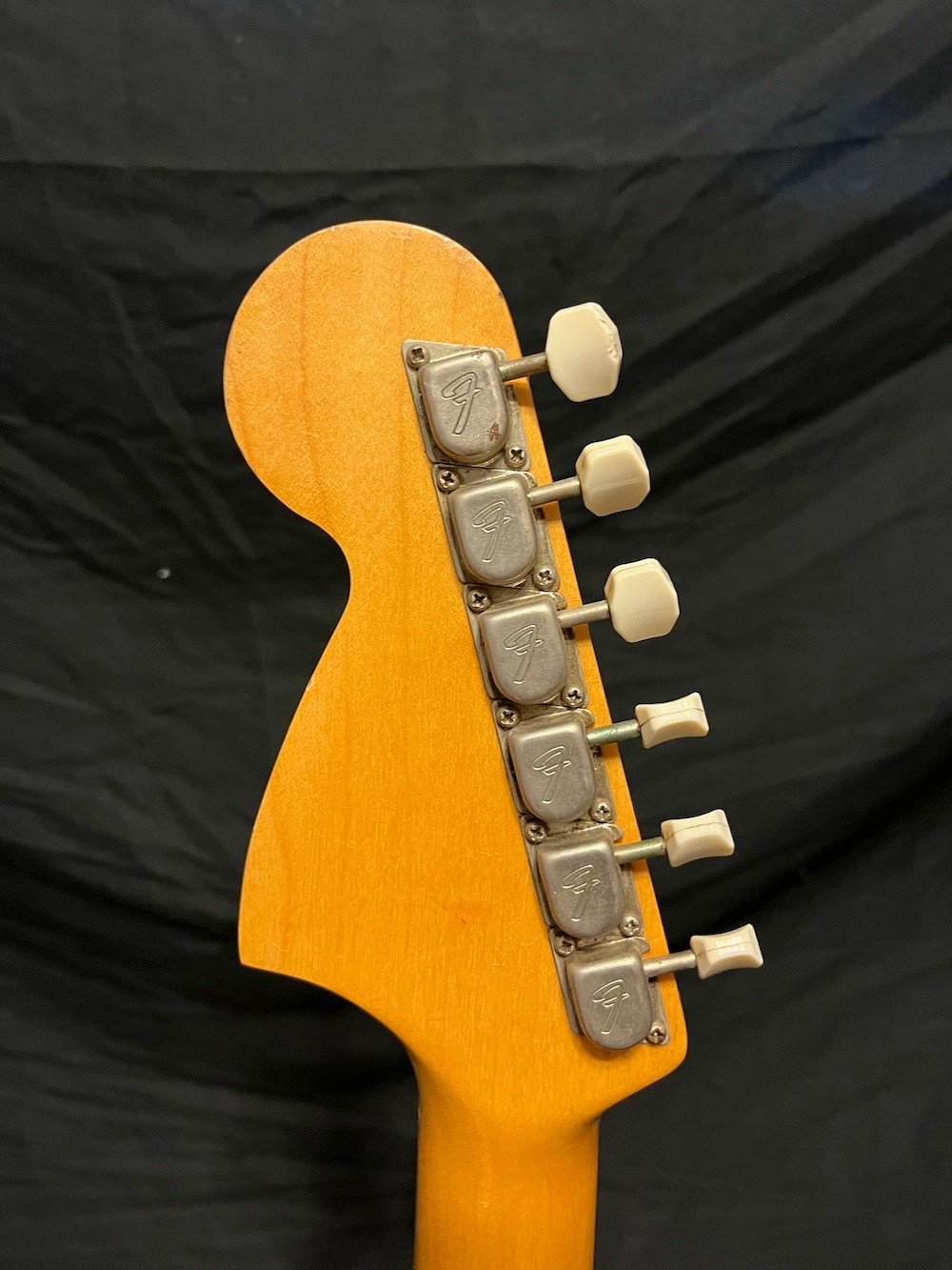1966 Vintage Fender Mustang Guitar in Dakota Red W/OHSC