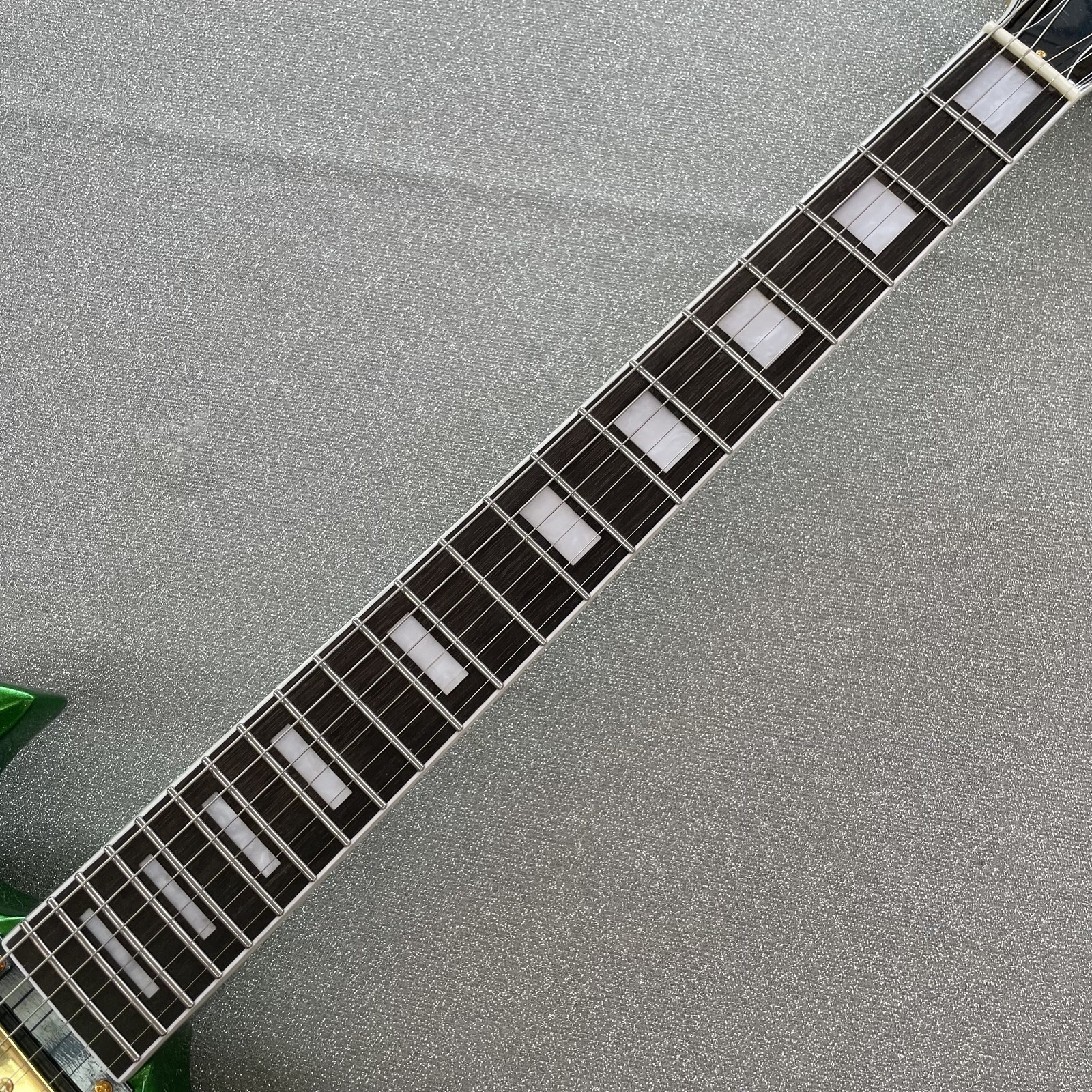 Metallic Green Solid Body Electric Guitar Bone Nut Rounded fret Edge fats ship
