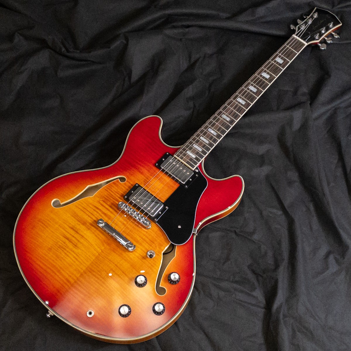 Sire Larry Carlton H7 Cs Cherry Sunburst Safe delivery from Japan