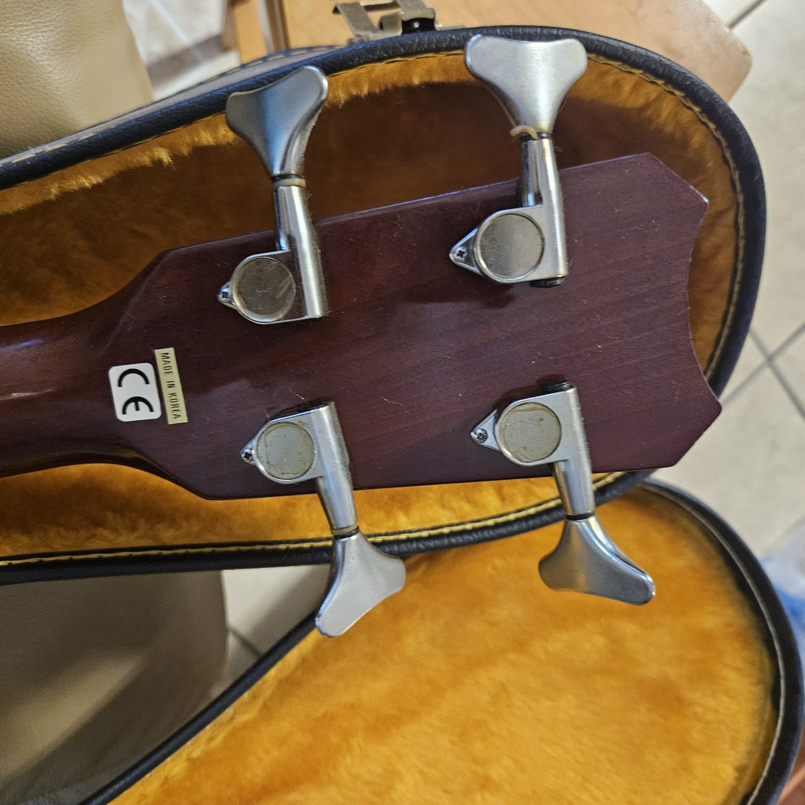 Arbor Electric Base Guitar Holow Body Model A-100 Made In Korea