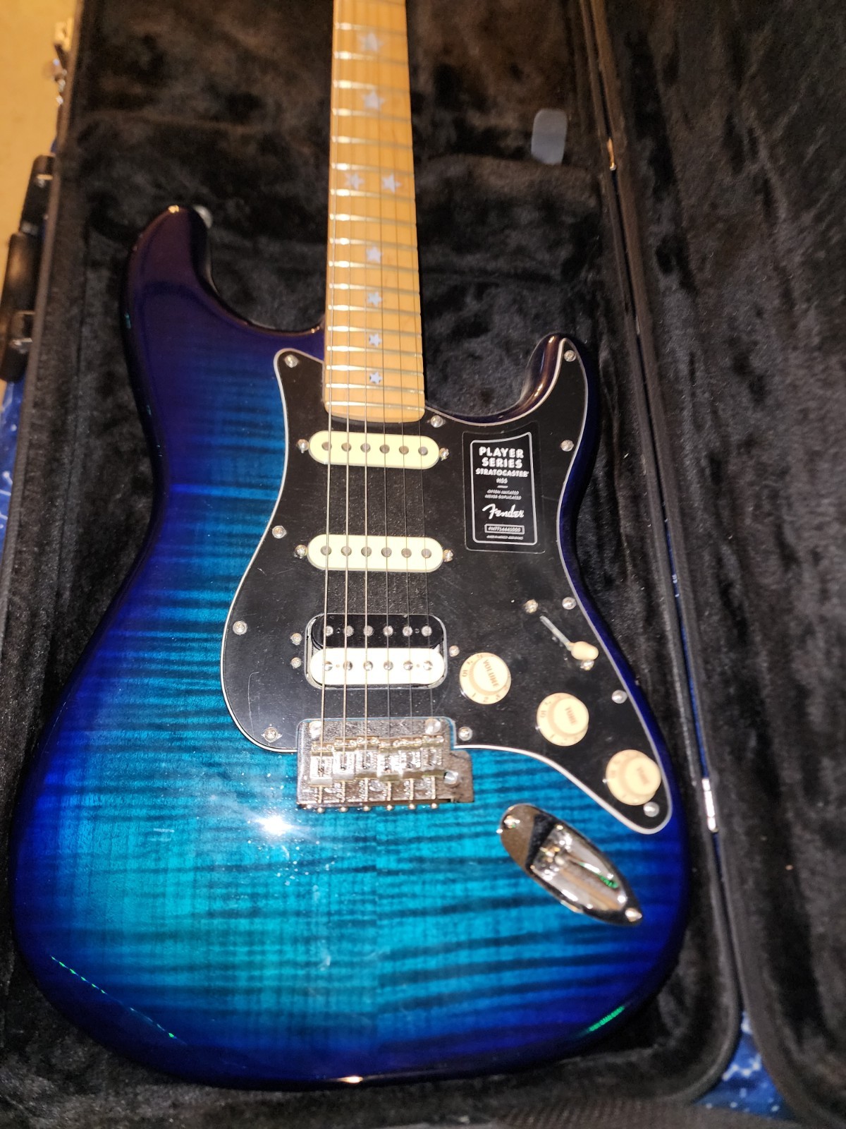 Fender Player Stratocaster HSS Plus Top Maple Fingerboard Limited-Edition Guitar